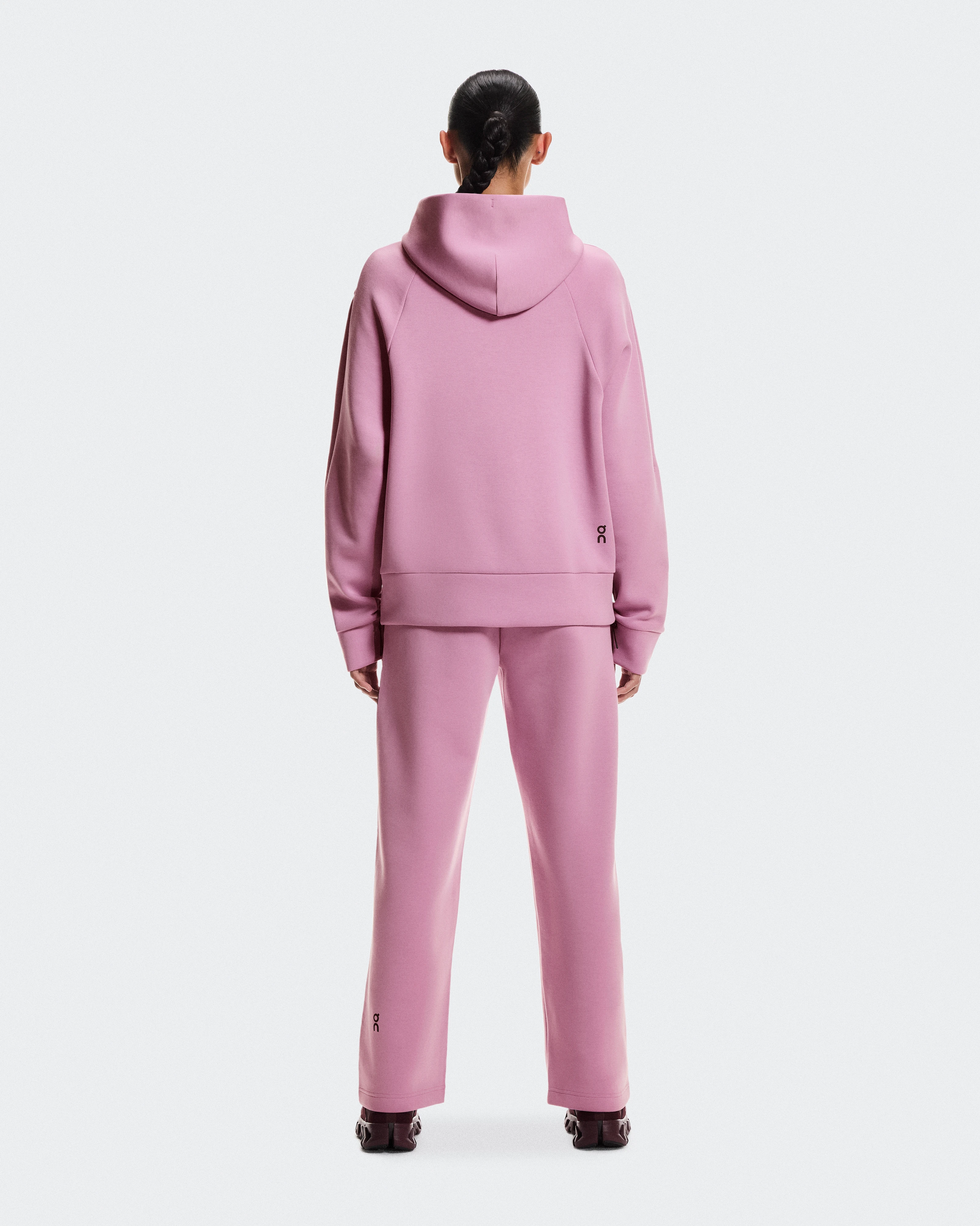 On Focus Tech Hoodie Sakura Femme Sweats à capuche et sweats
