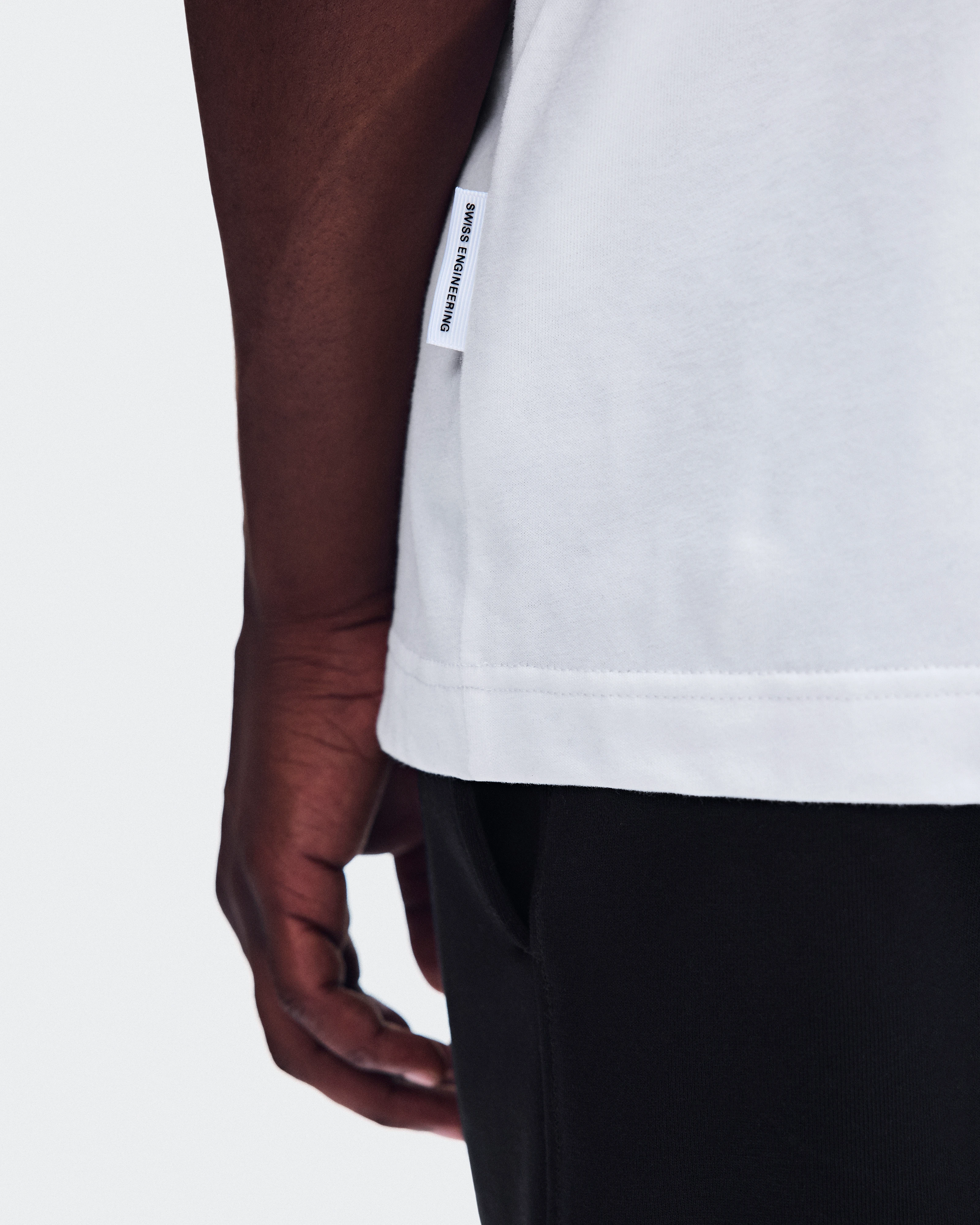 On Club-T Swing White Homme Hauts et t-shirts