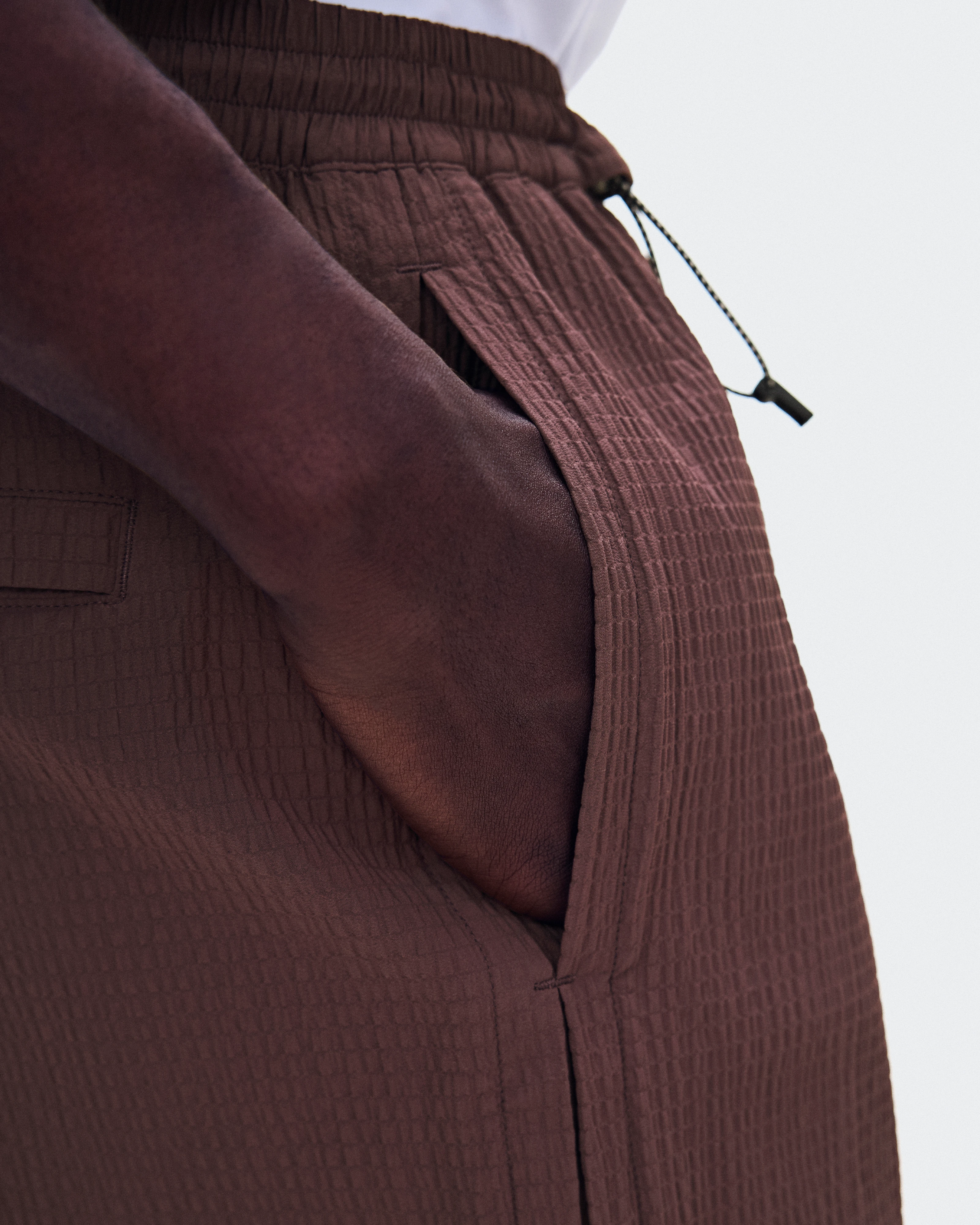 On Courtside Shorts Eaze Mulberry Homme Shorts
