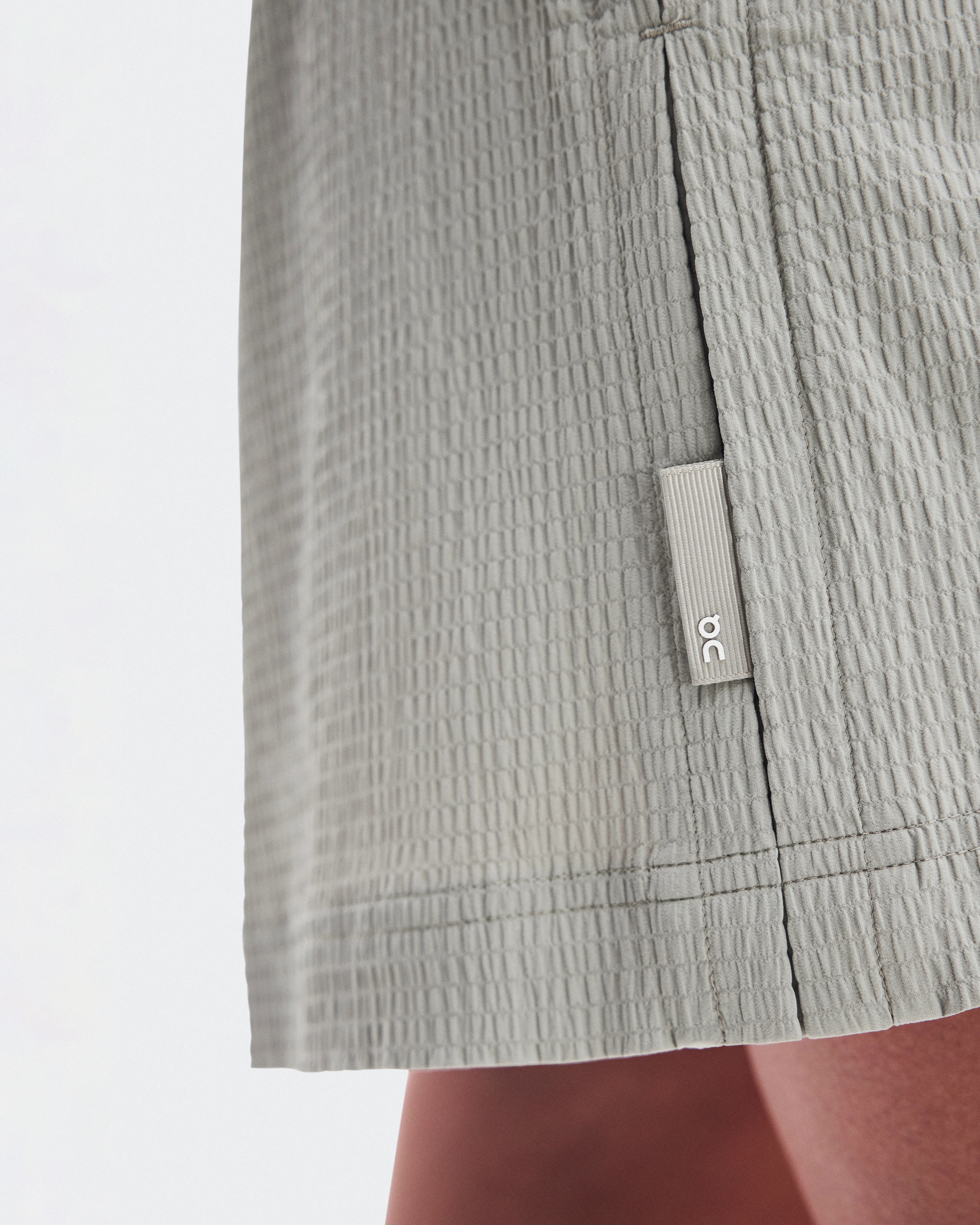 On Courtside Shorts Eaze Brume Femme Shorts
