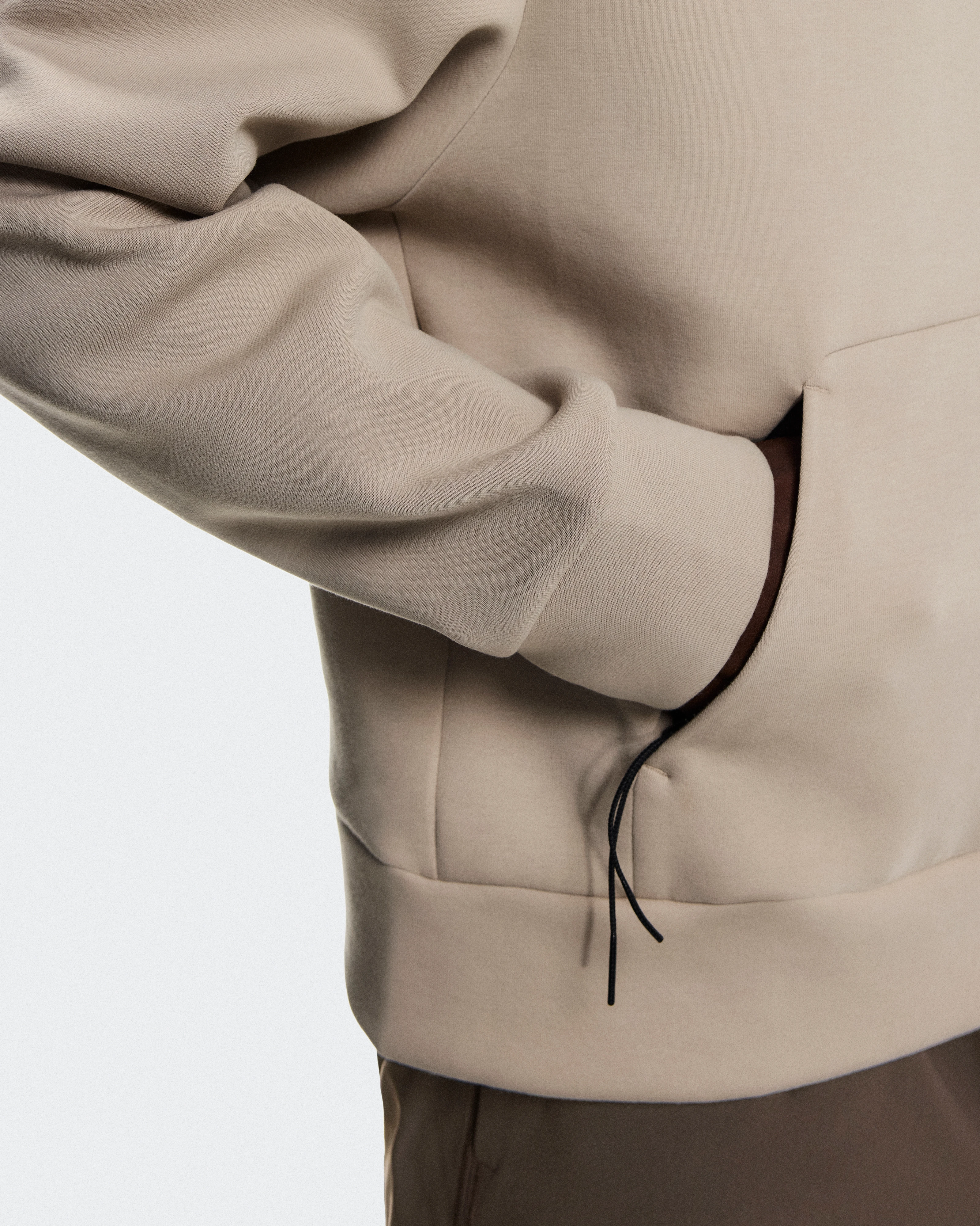 On Focus Tech Hoodie Desert Homme Sweats à capuche et sweats