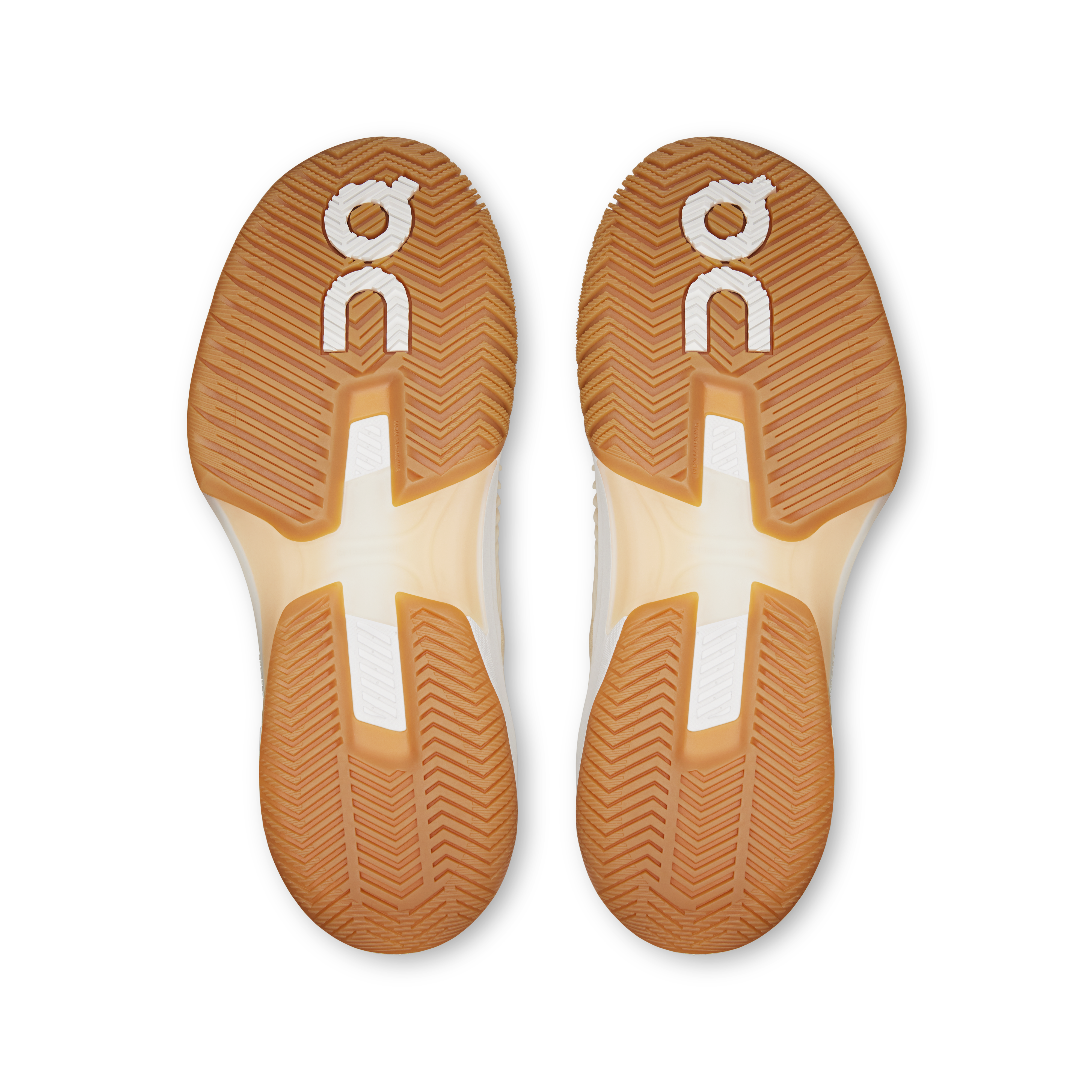 On THE ROGER Pro Fire Ivory & Sand Femme Tennis Chaussures