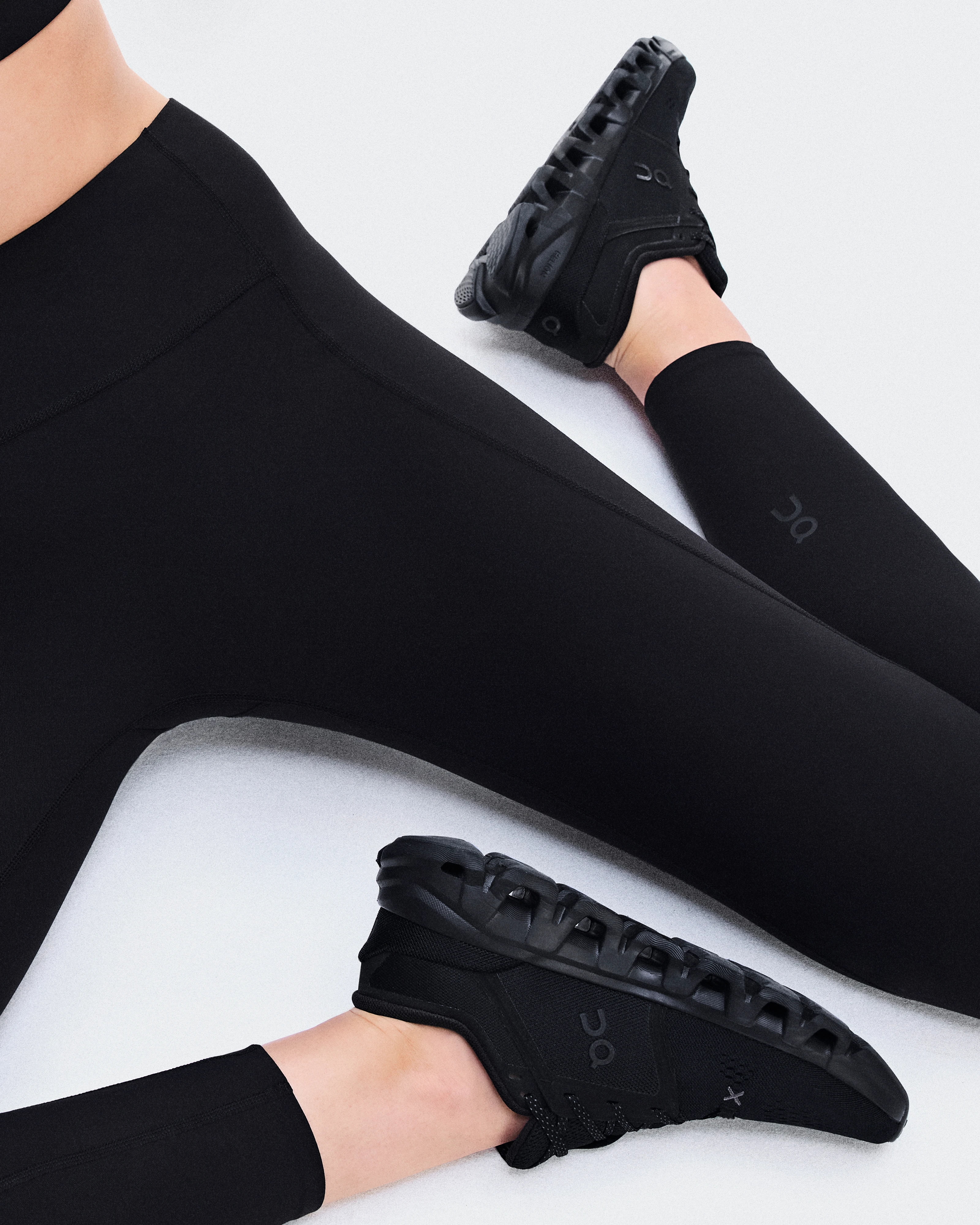 On Studio Leggings Black Femme Leggings