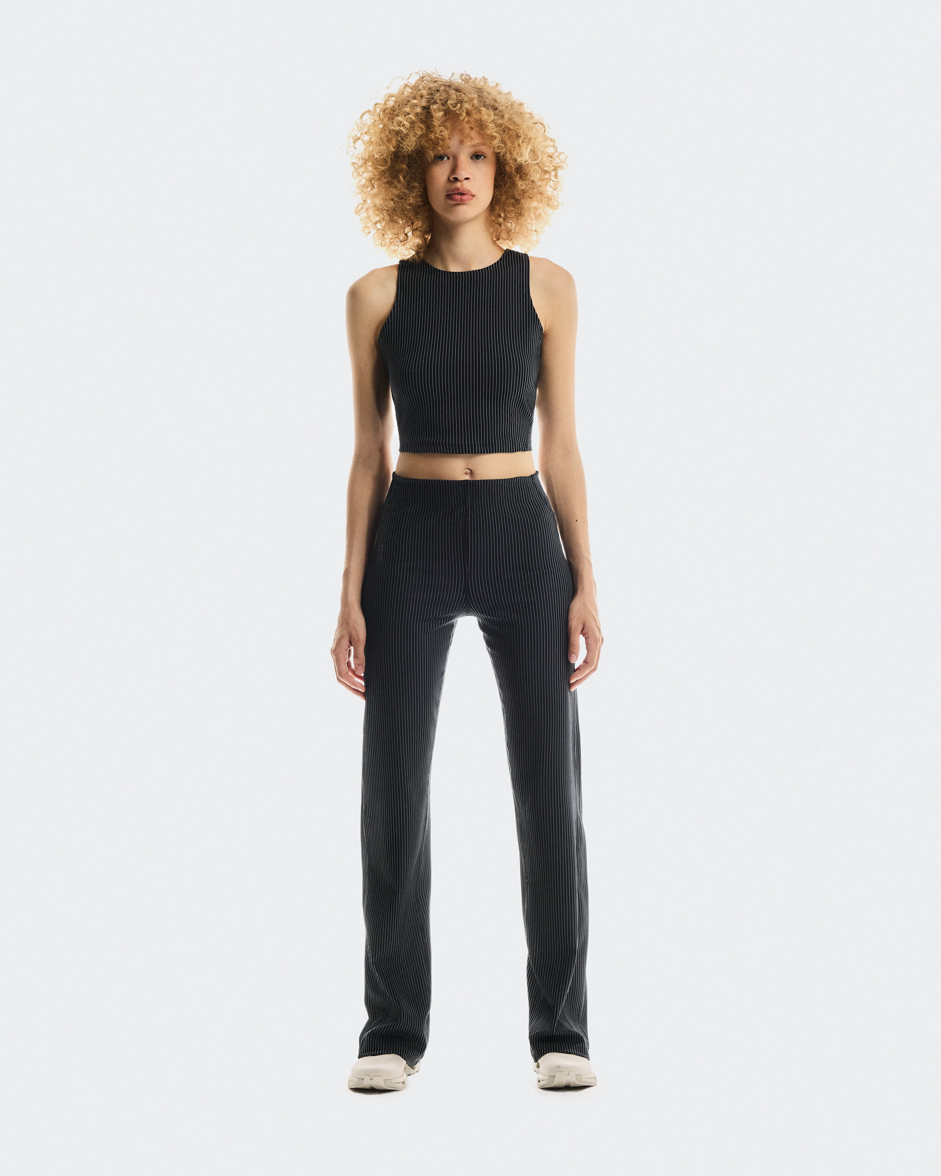 On All-Day Ribbed Crop Black & Rock Femme Hauts et t-shirts