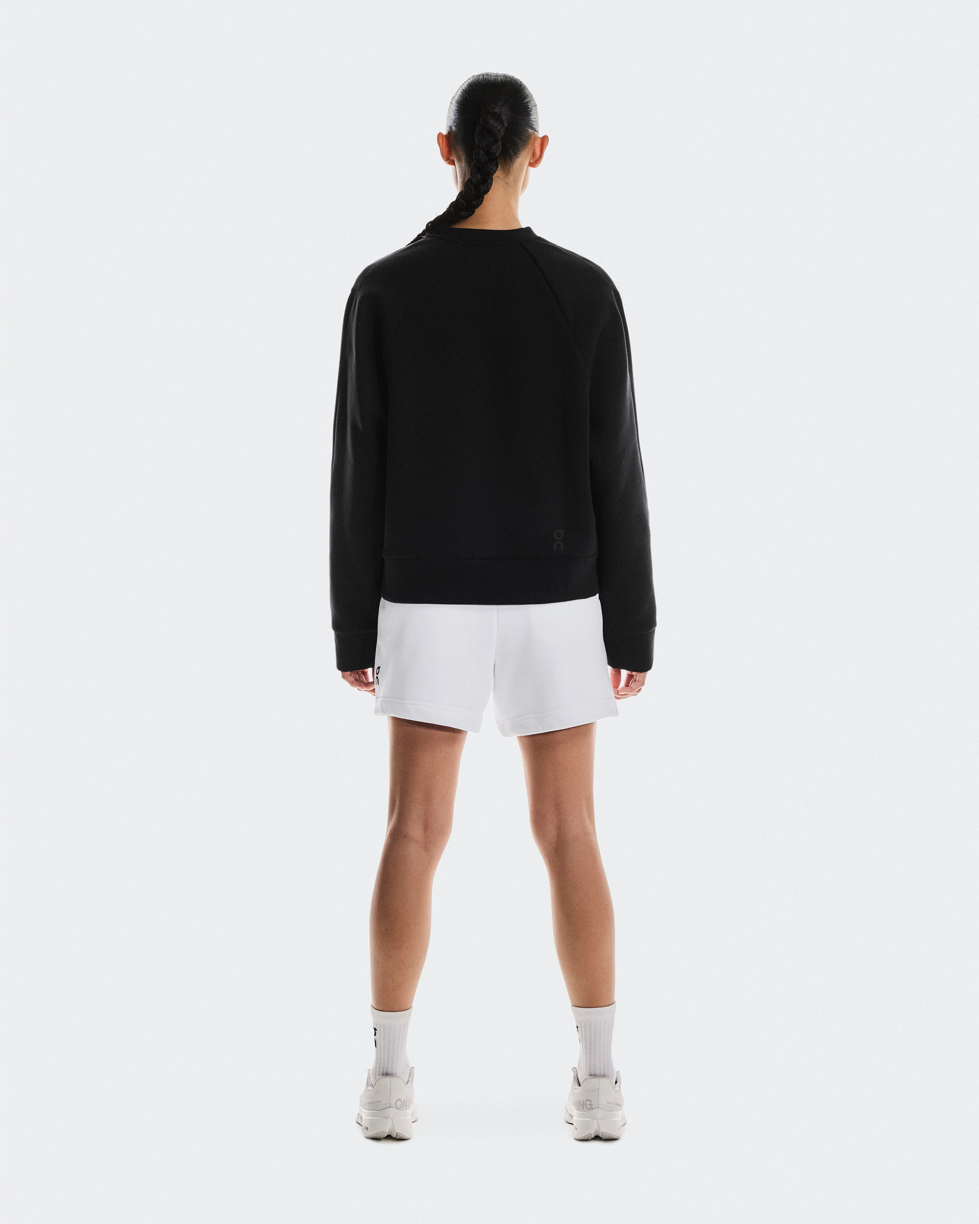 On Focus Tech Crew Black Femme Sweats à capuche et sweats