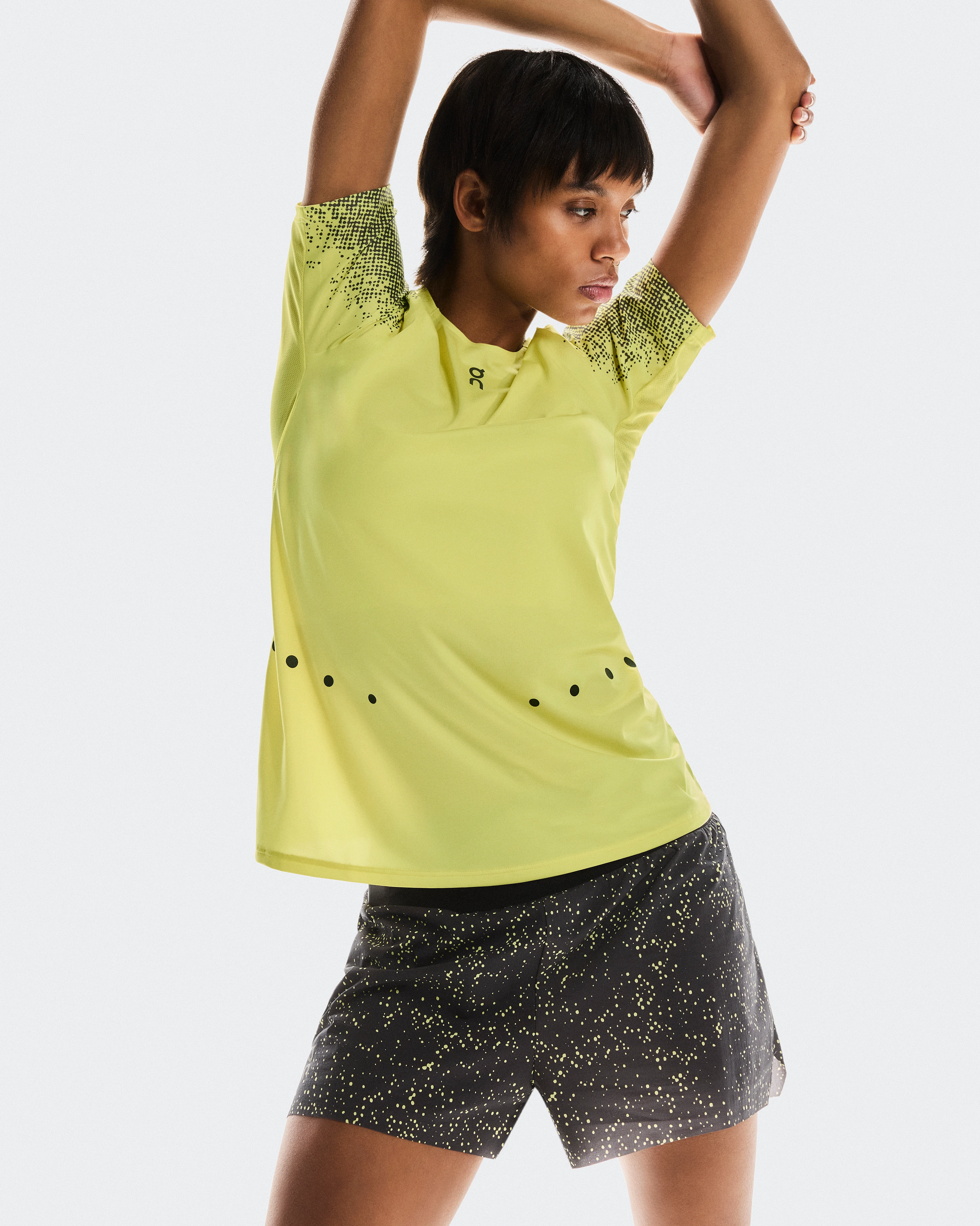 On Ultra Shorts Iron & Lime Femme Shorts