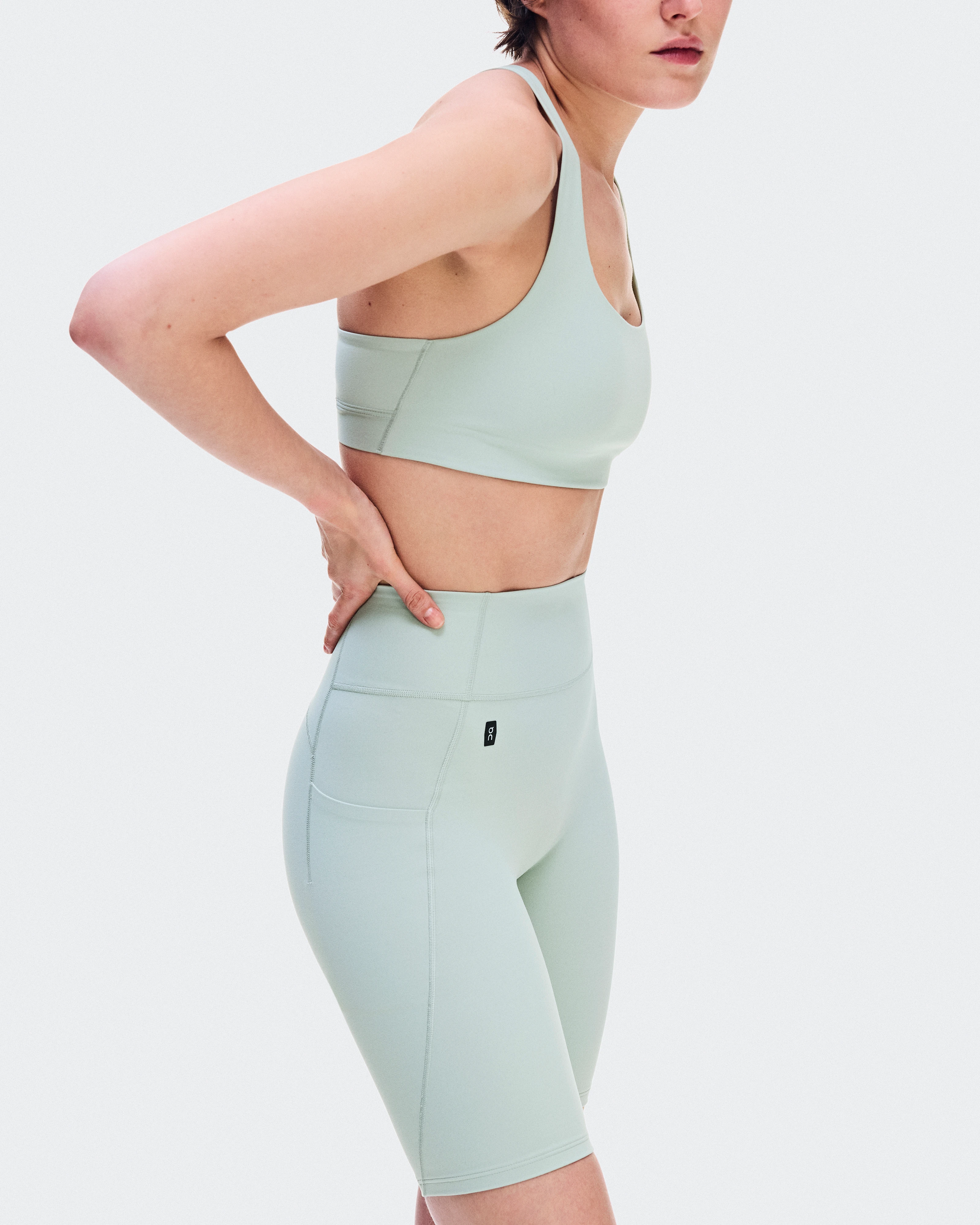 On Studio Leggings Short Mineral Femme Leggings