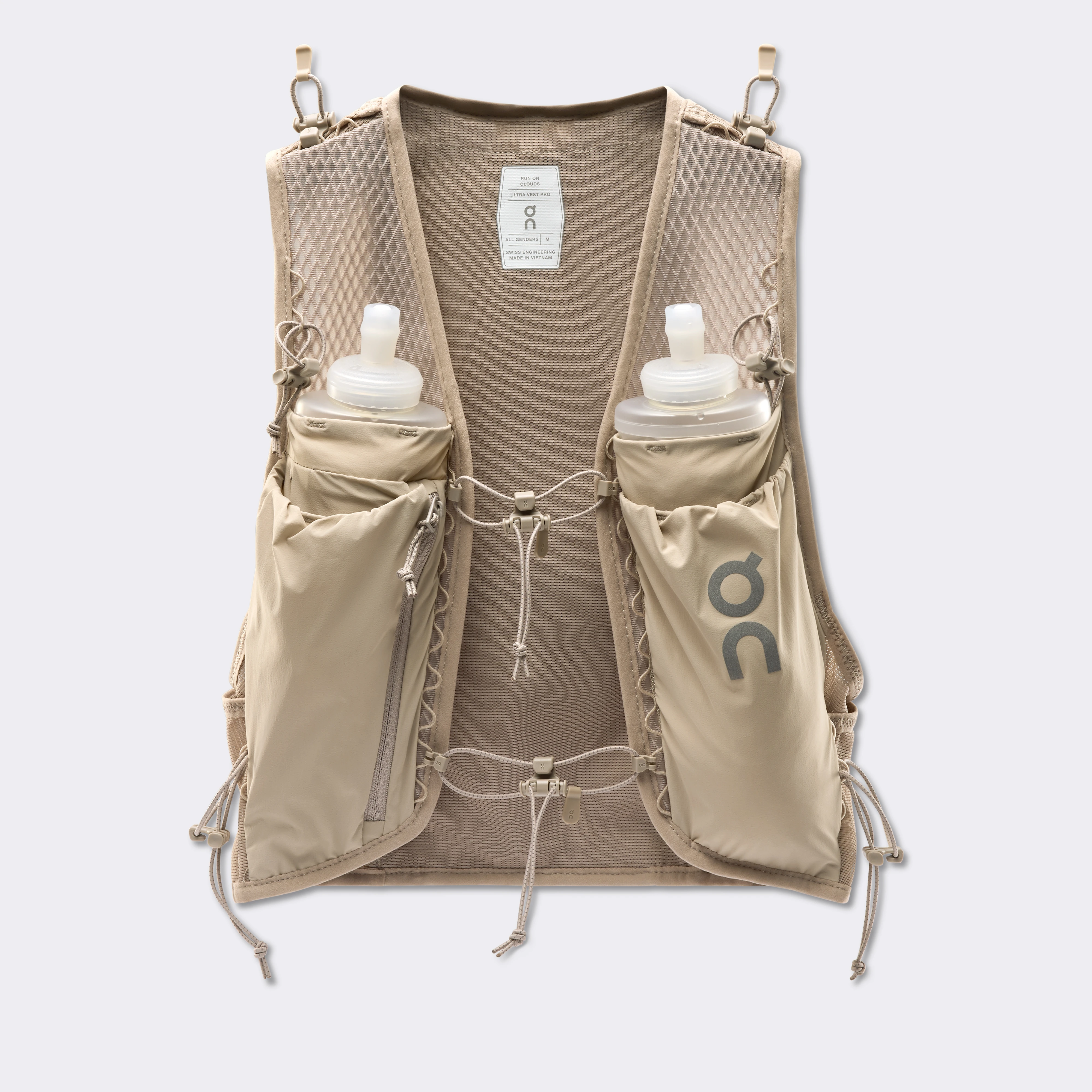 On Ultra Vest Pro Fog Unisexe – Trail running, deux flasques souples, coupe actualisée Gilet