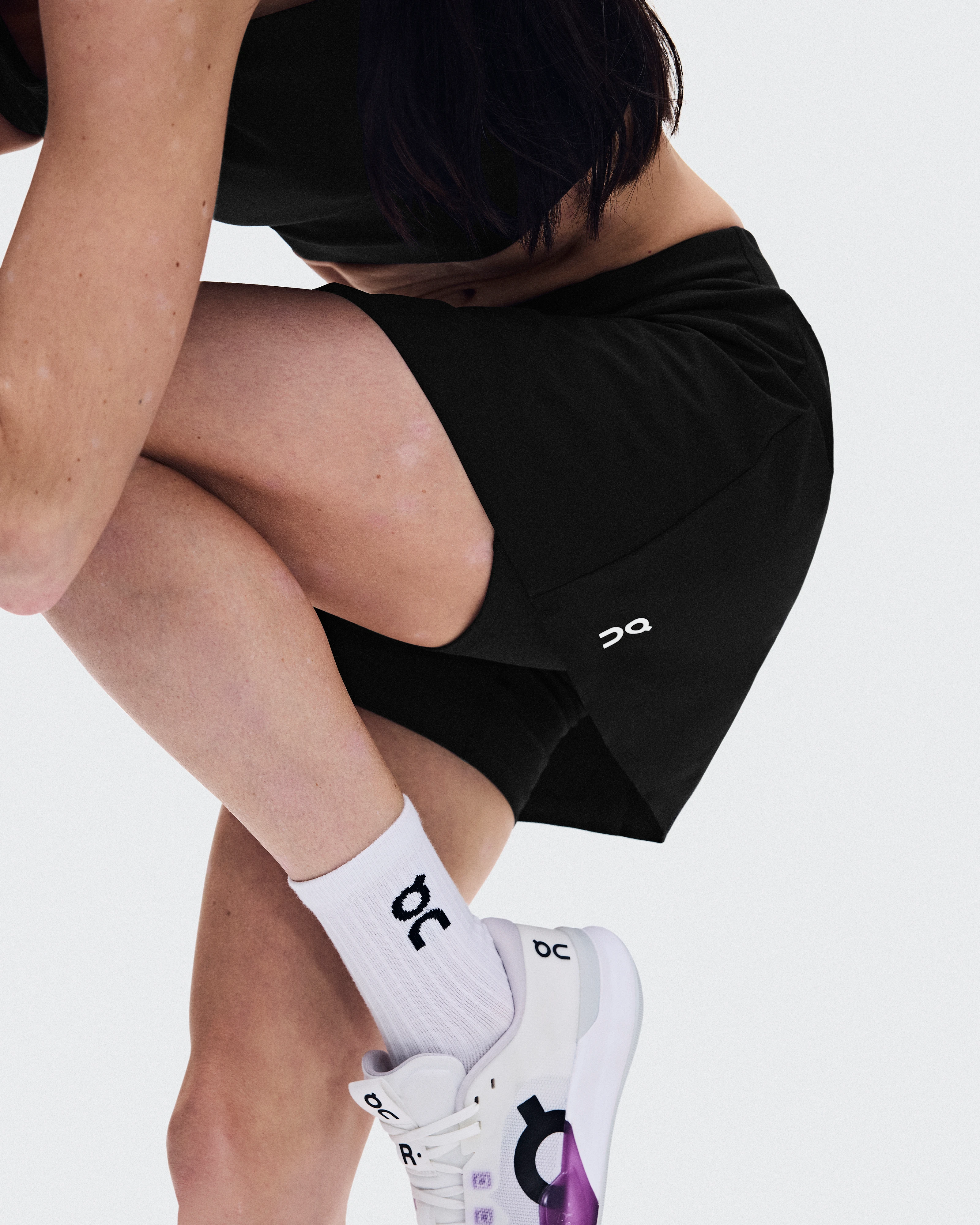On Court Skirt Split Black Femme Jupes