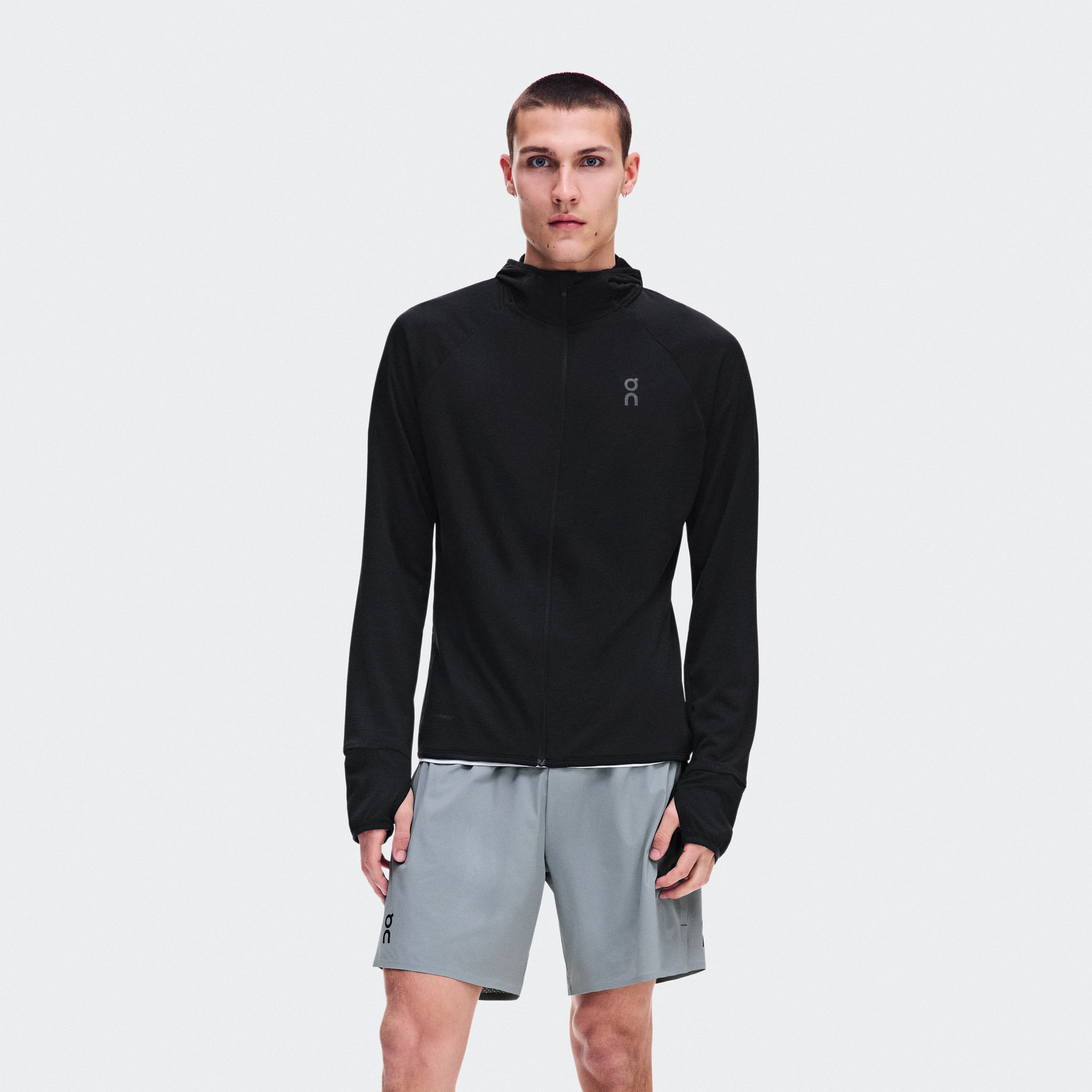 On Climate Zip Hoodie Black Homme – Pour le running par temps froid. Sweats à capuche et sweats