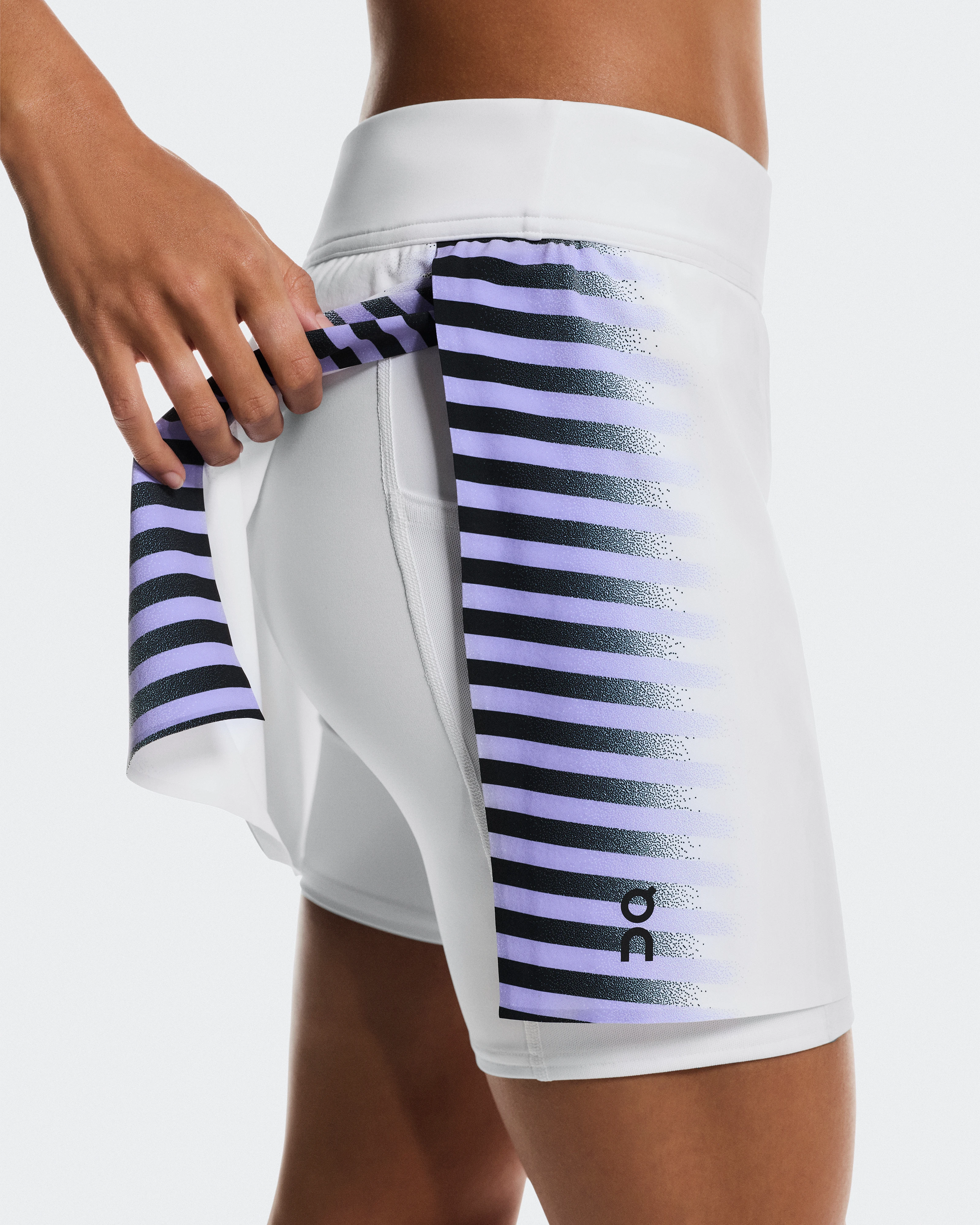 On Court Skirt Split Edge White & Black Femme Jupes