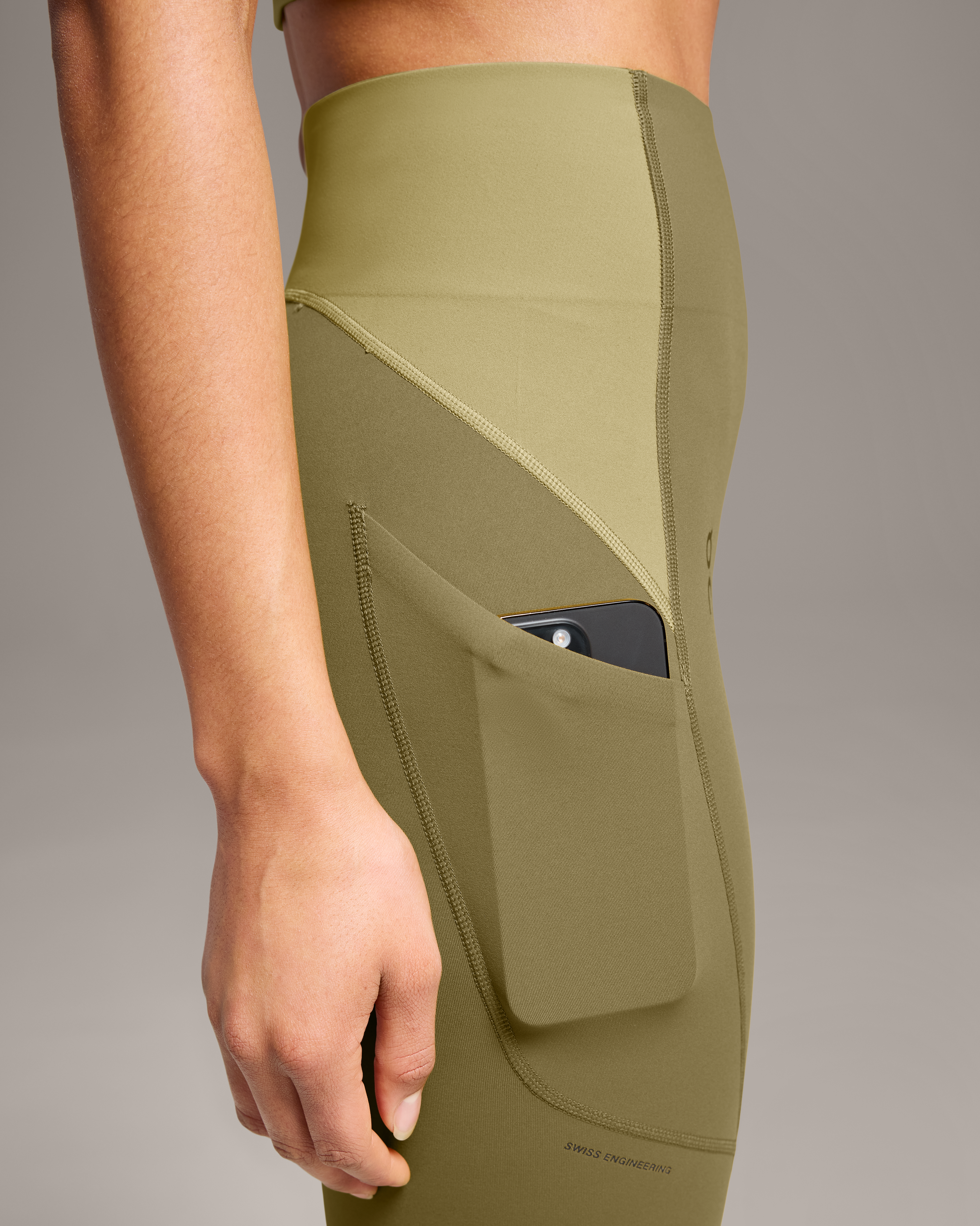 On Movement 3/4 Tights Hunter & Safari Femme Leggings