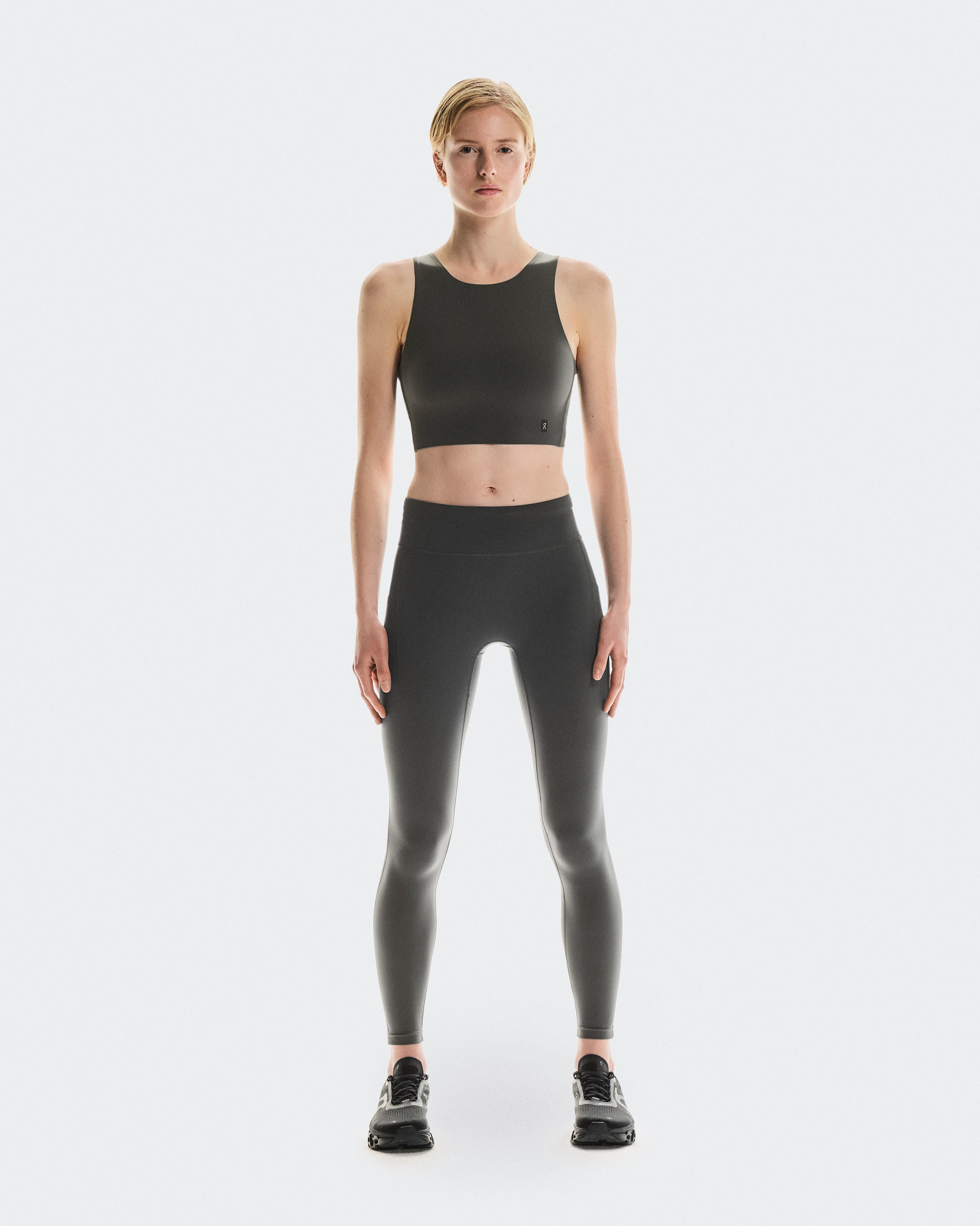 On Core 2-in-1 Crop Eclipse Femme Hauts et t-shirts