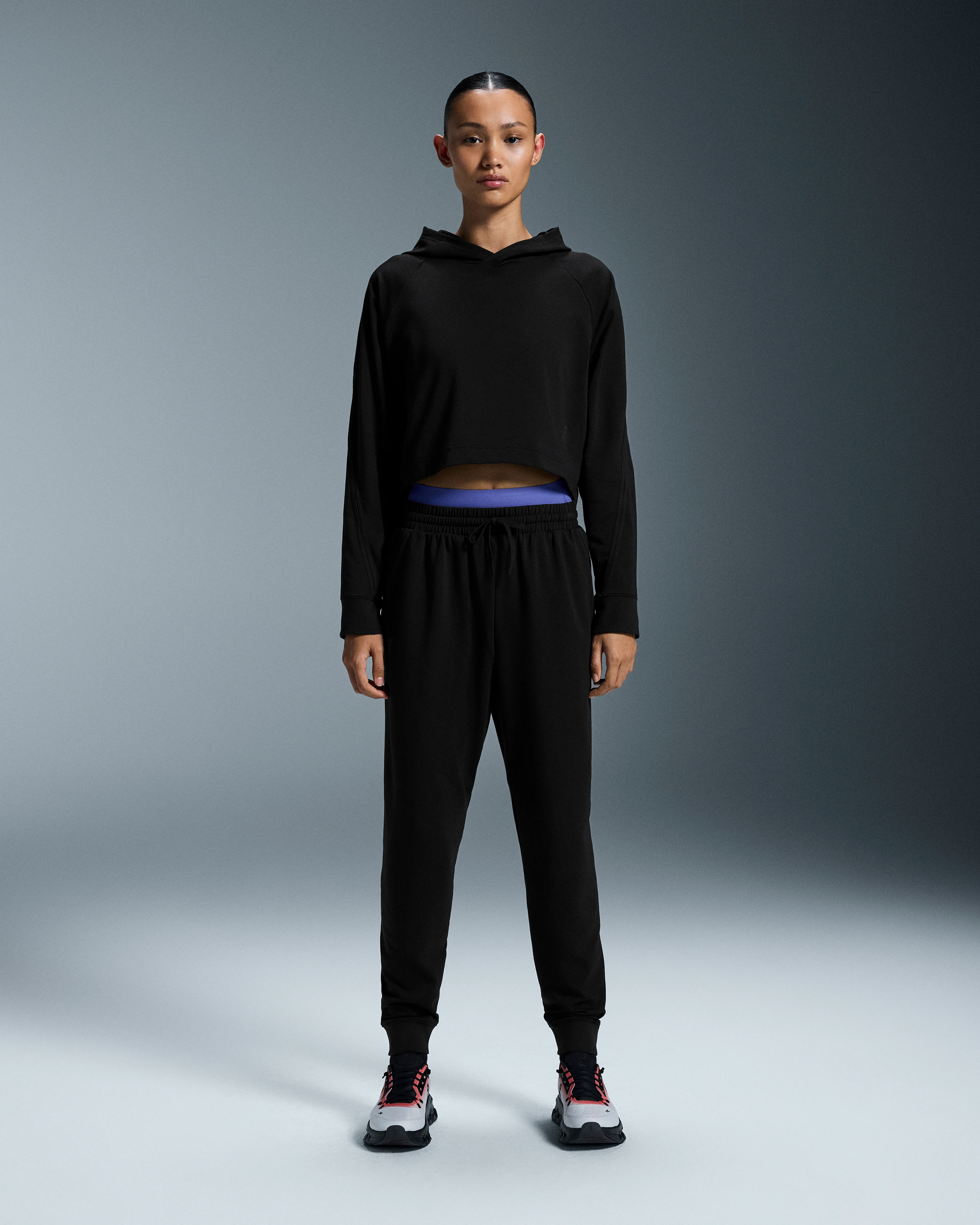 On Studio Hoodie Black Femme Sweats à capuche et sweats