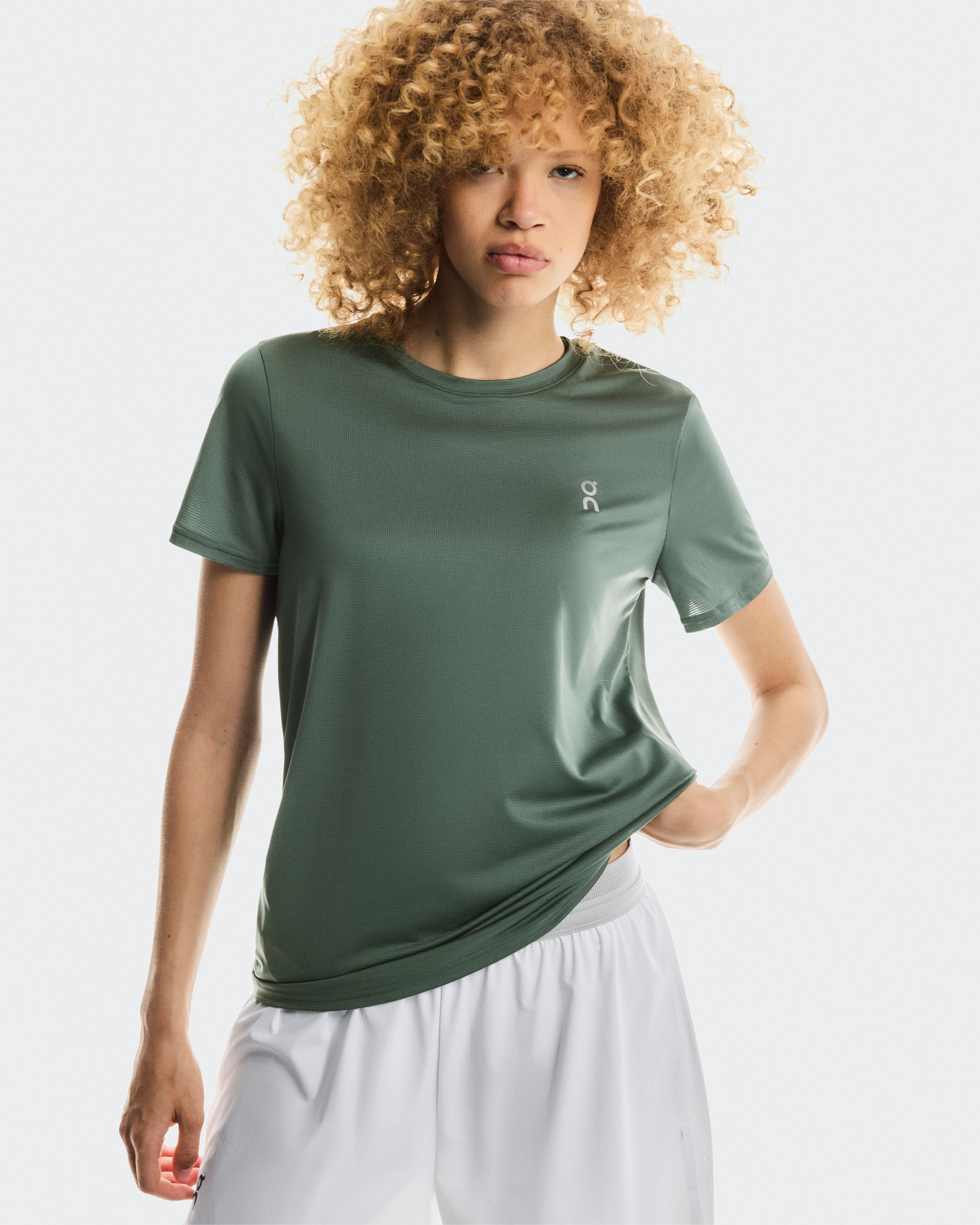 On Core-T Olive Femme Hauts et t-shirts