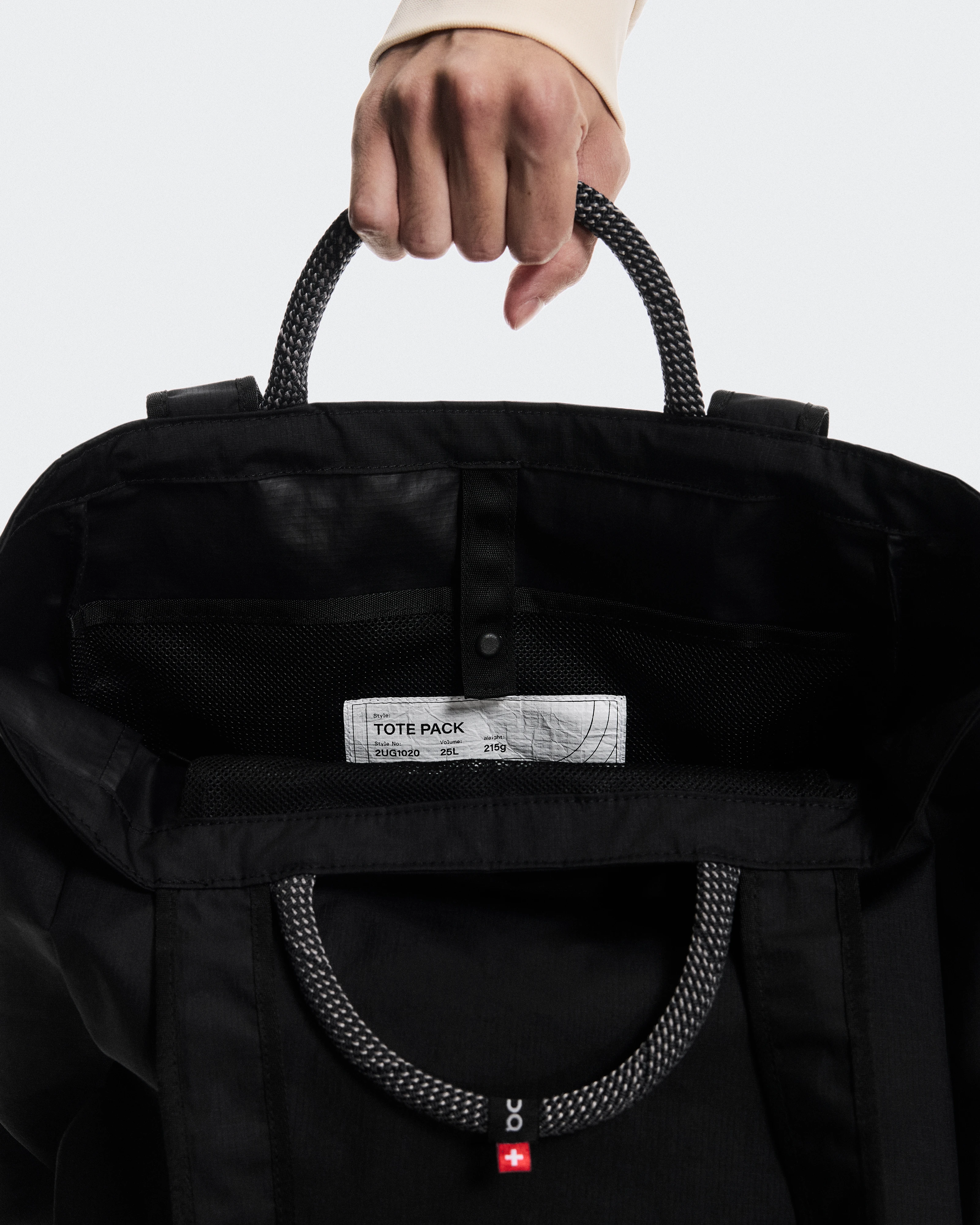 On Tote Pack 25L Black Unisexe Sacs