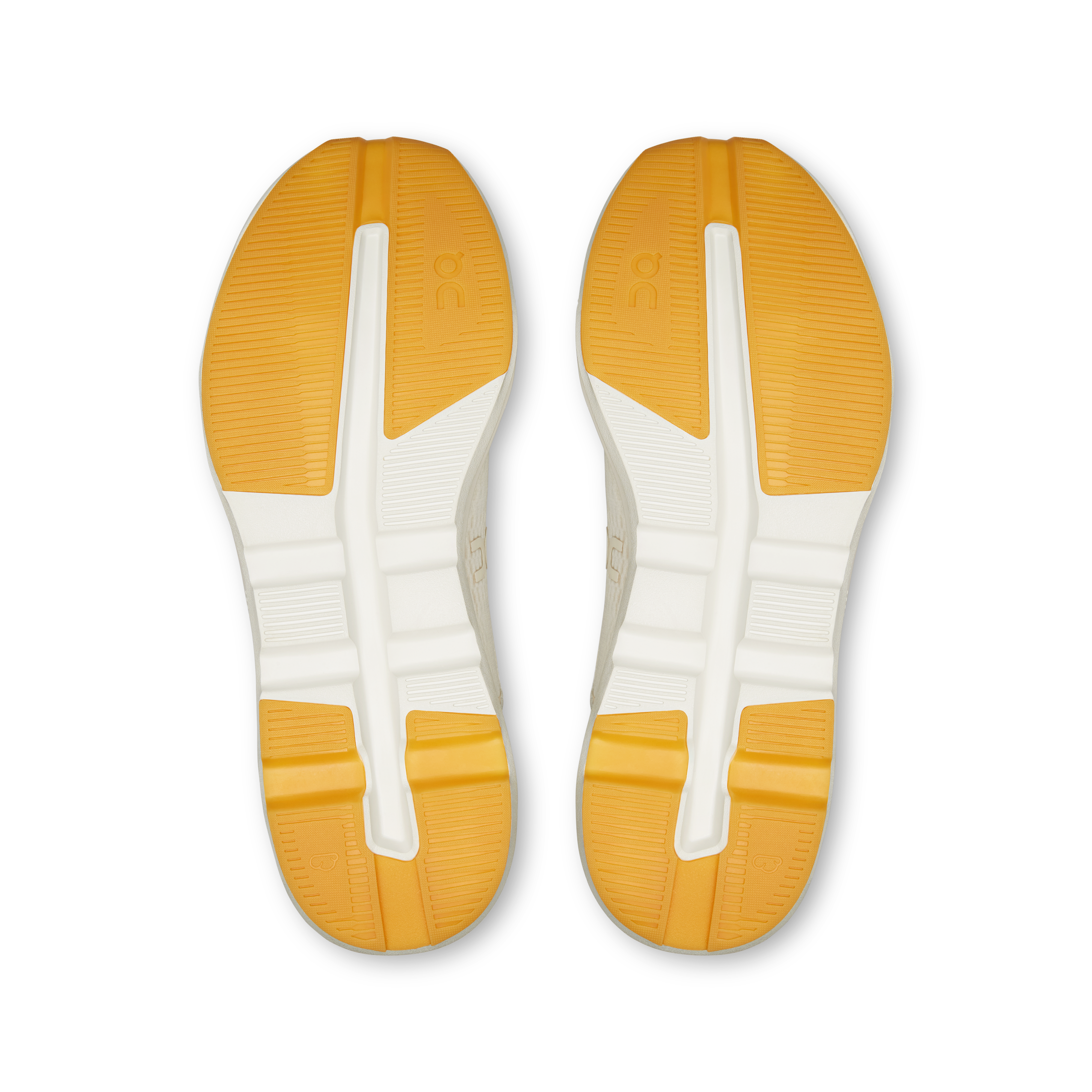 On Cloudzone Moon Ivory & Ivory Femme Active Life Chaussures