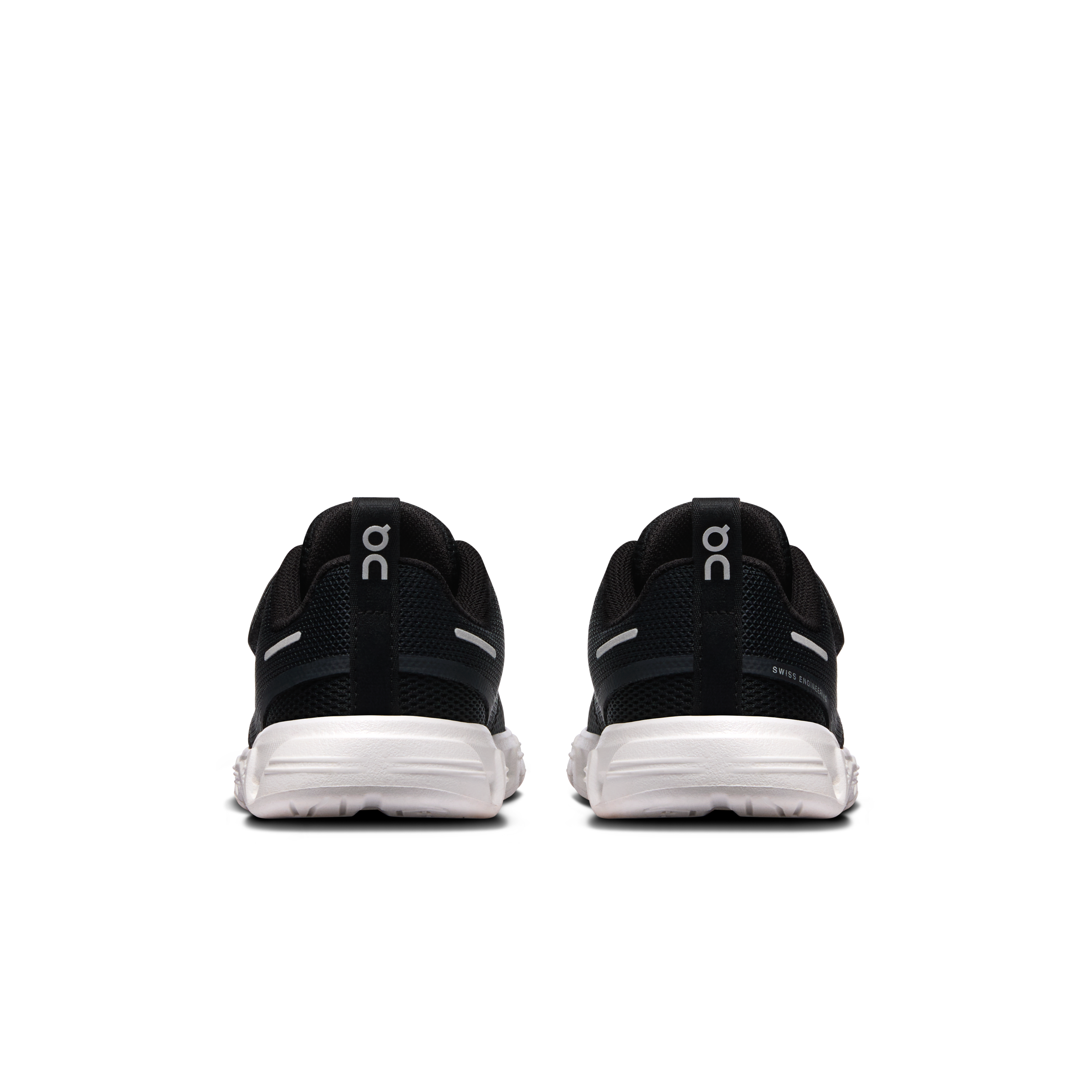 On Cloud Dash Black & White Unisexe Active Life Chaussures