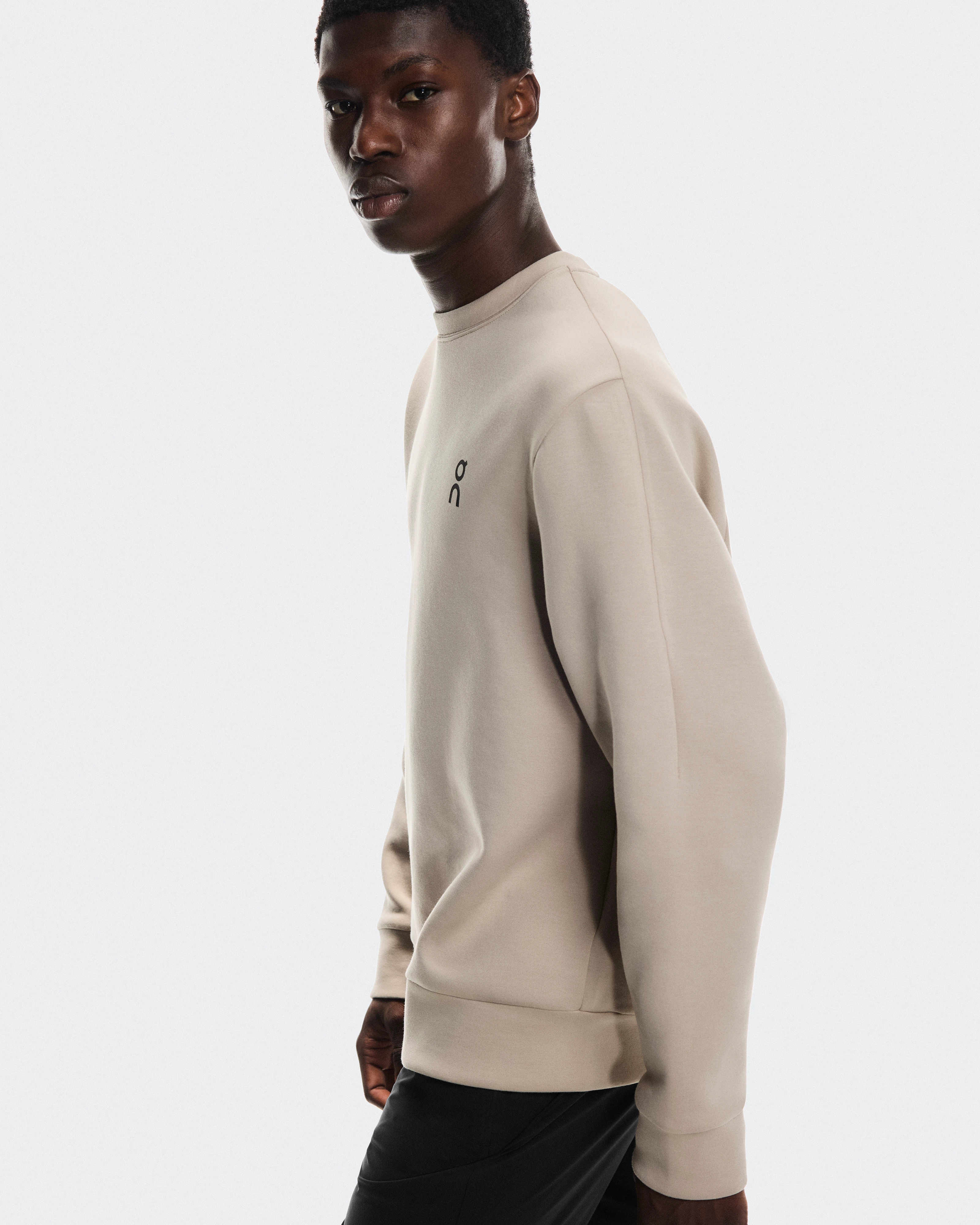 On Focus Tech Crew Desert Homme Sweats à capuche et sweats