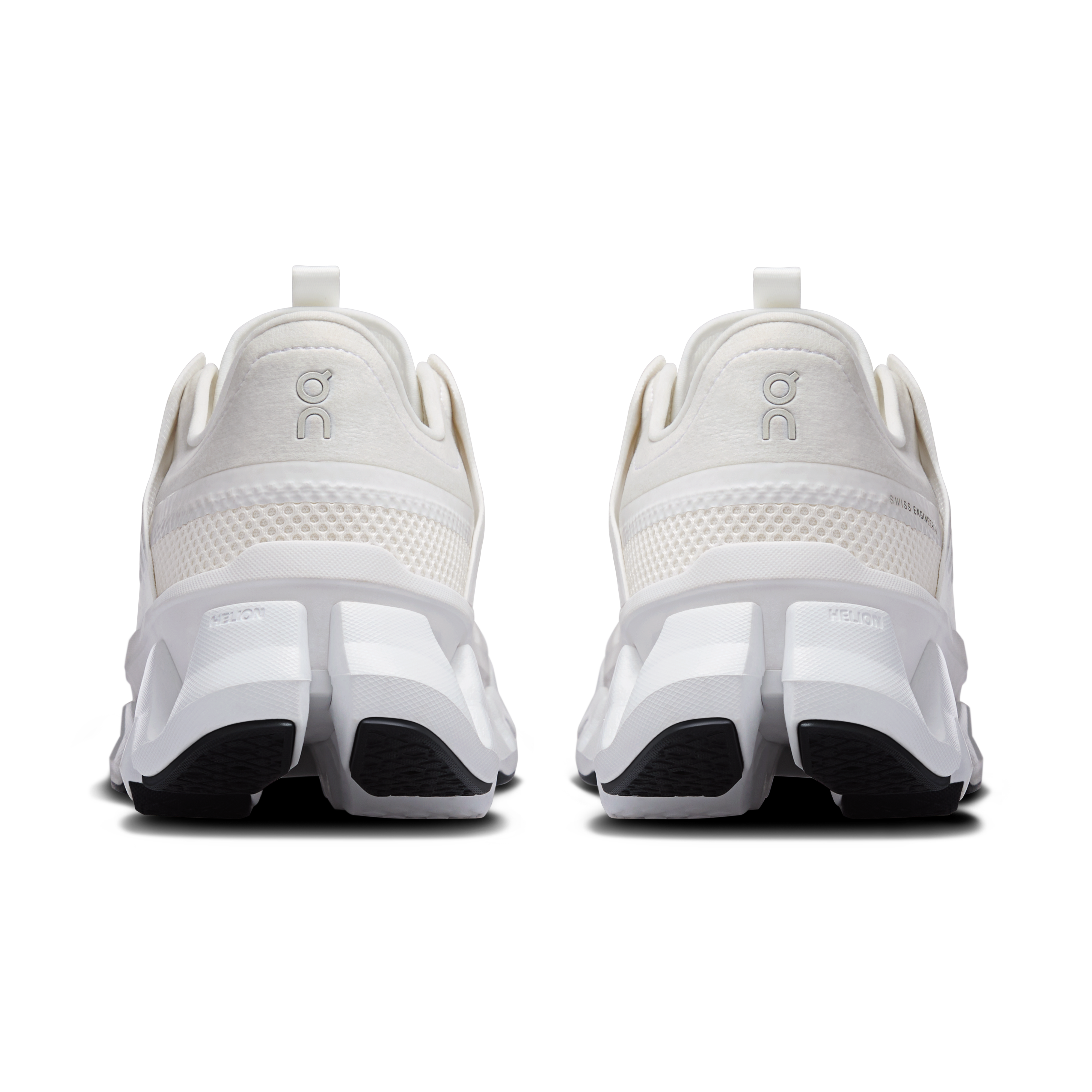 On Cloudswift Amp White & White Femme Active Life Chaussures
