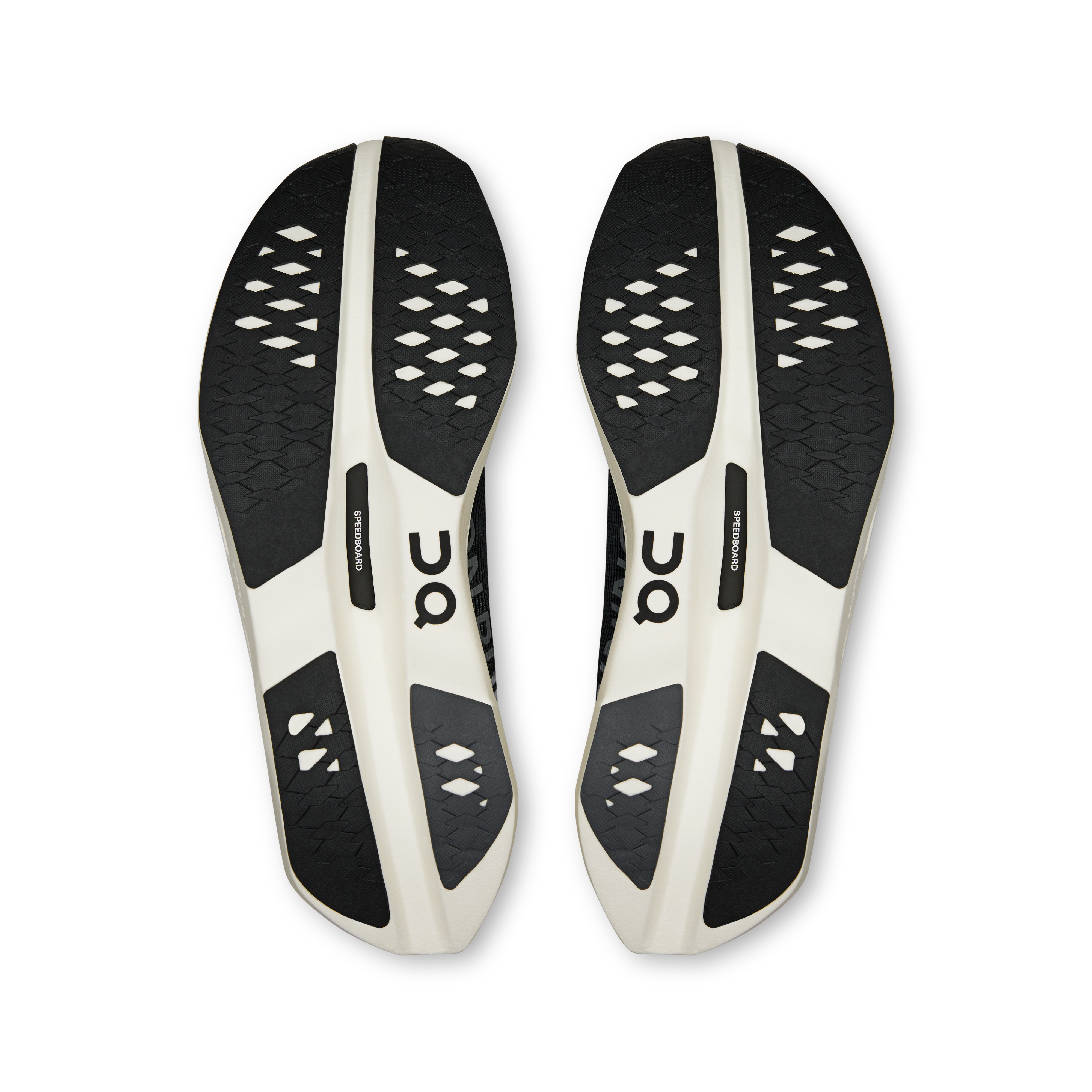 On Cloudboom Volt White & Black Femme Running sur route Chaussures