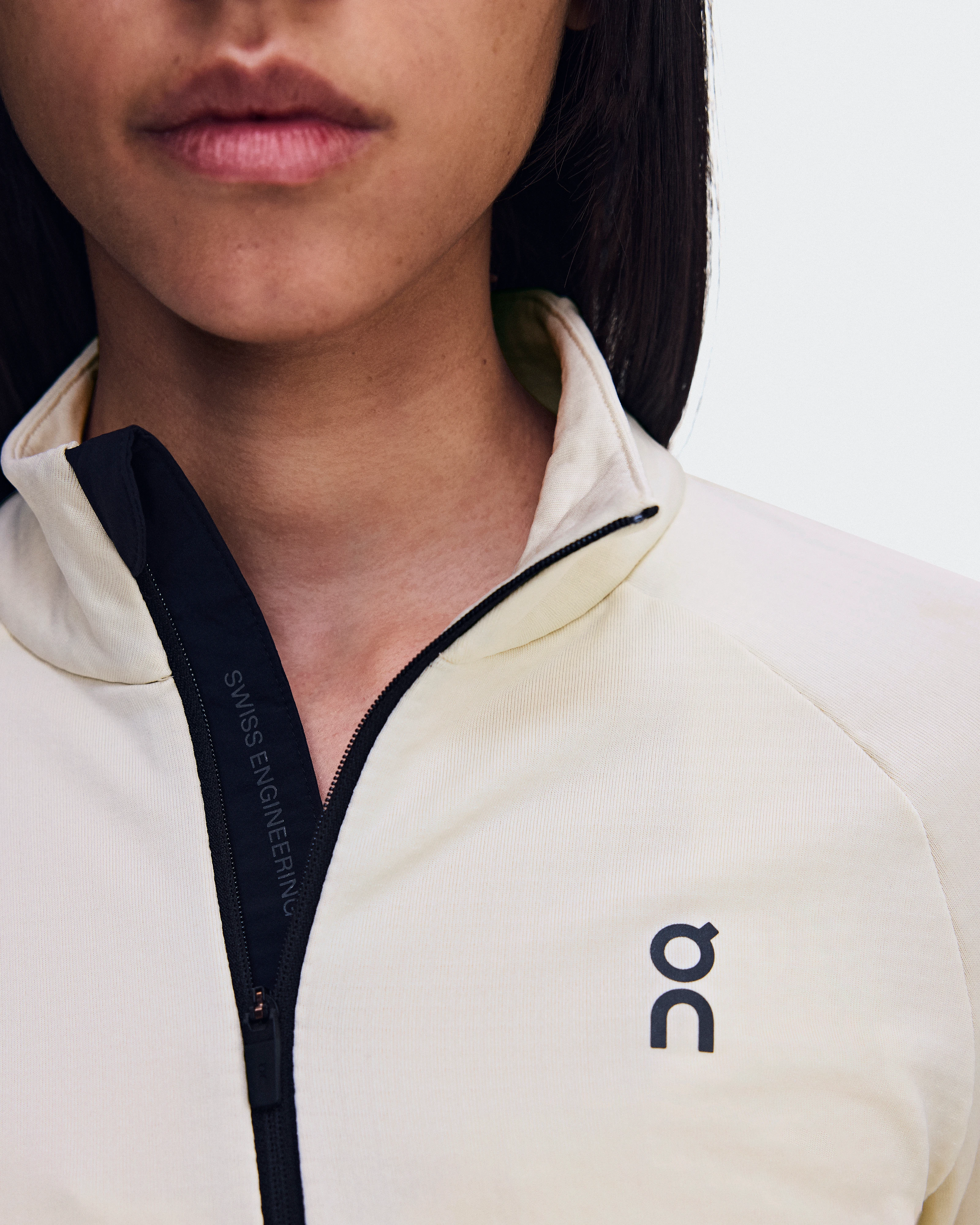 On Climate Shirt Hare Femme Sweats à capuche et sweats