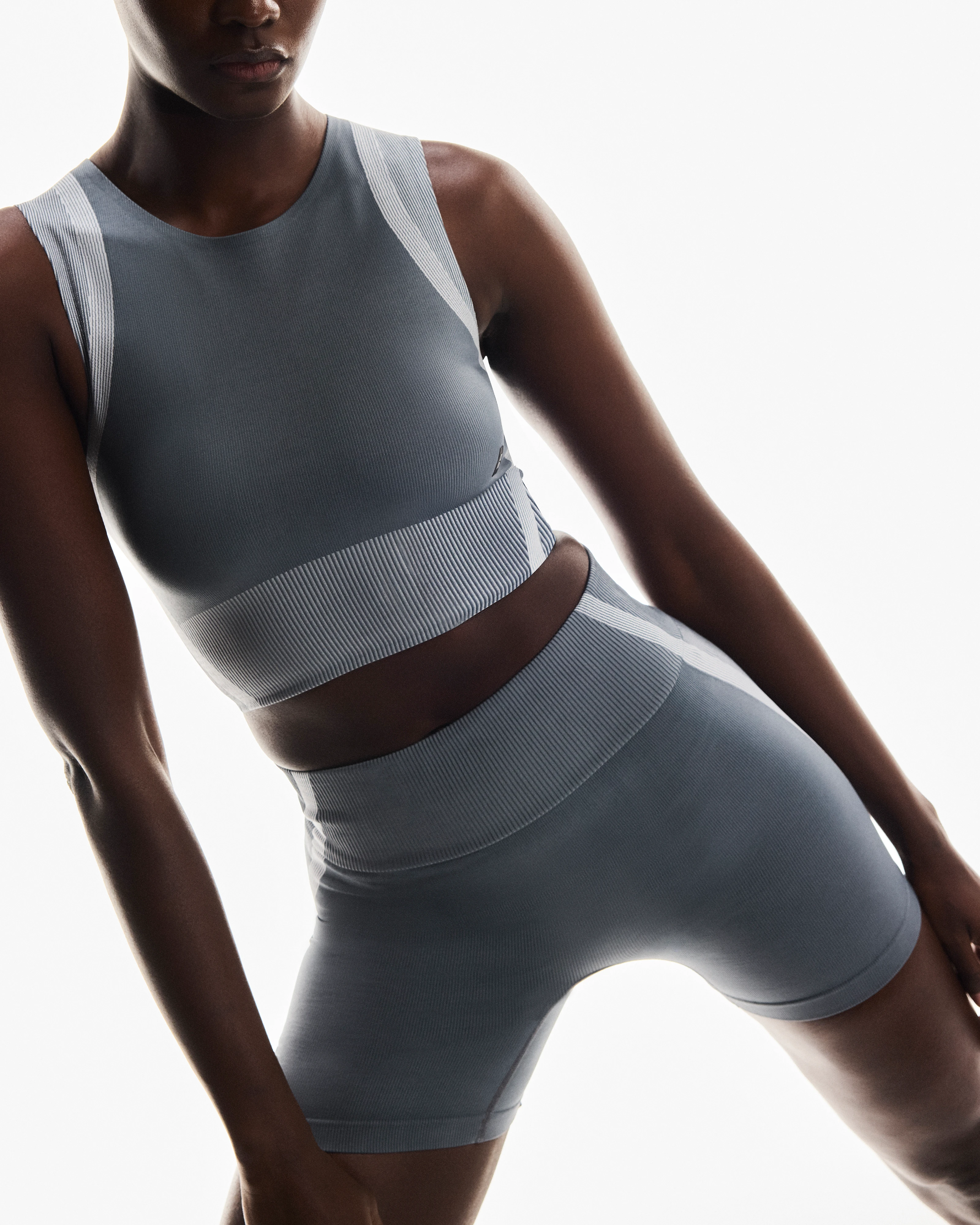 On Studio Knit Shorts Rock & Glacier Femme Shorts