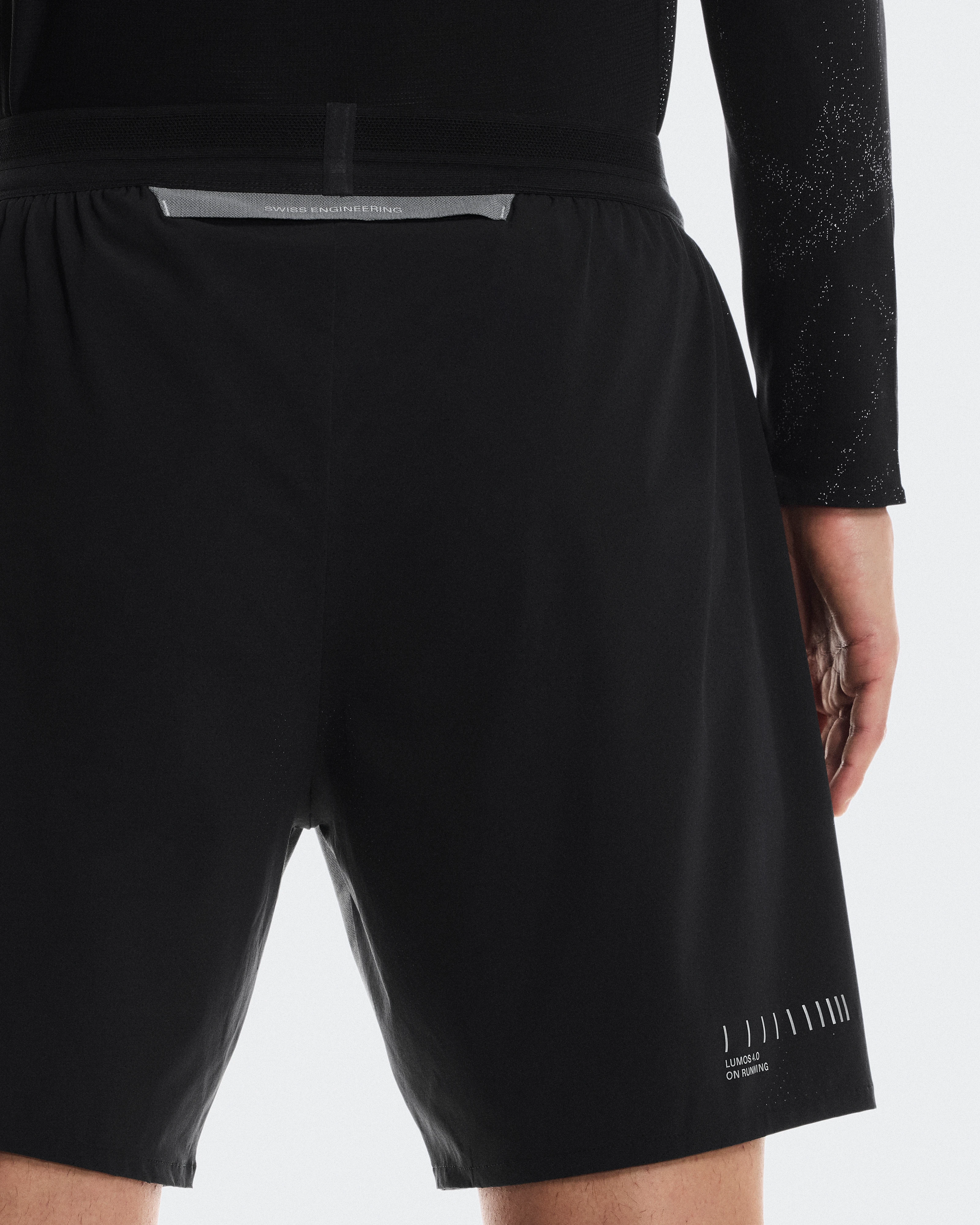On Performance Shorts Lumos Eclipse & Black Homme Shorts