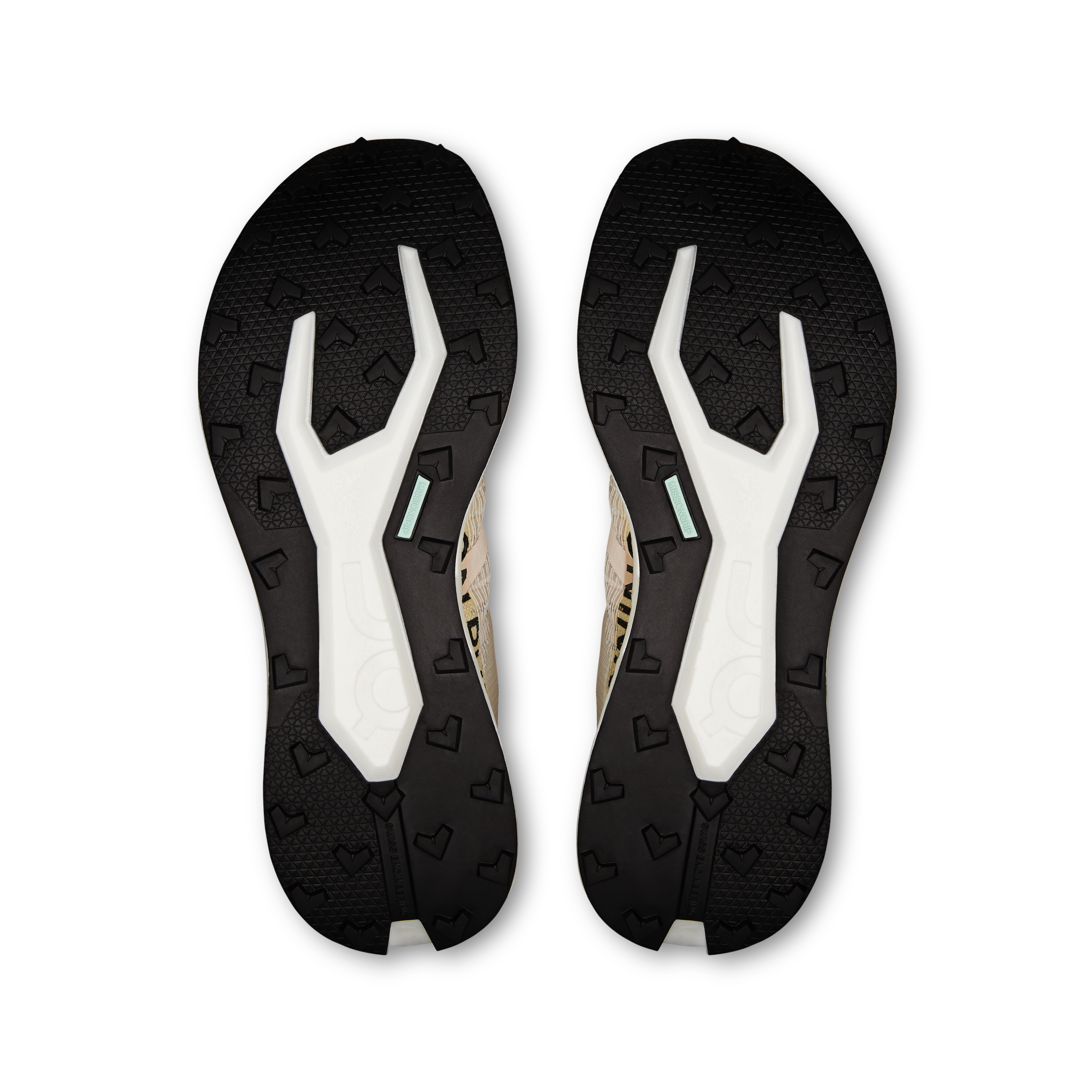 On Cloudultra Pro Pearl & Lychee Femme Running de trail Chaussures