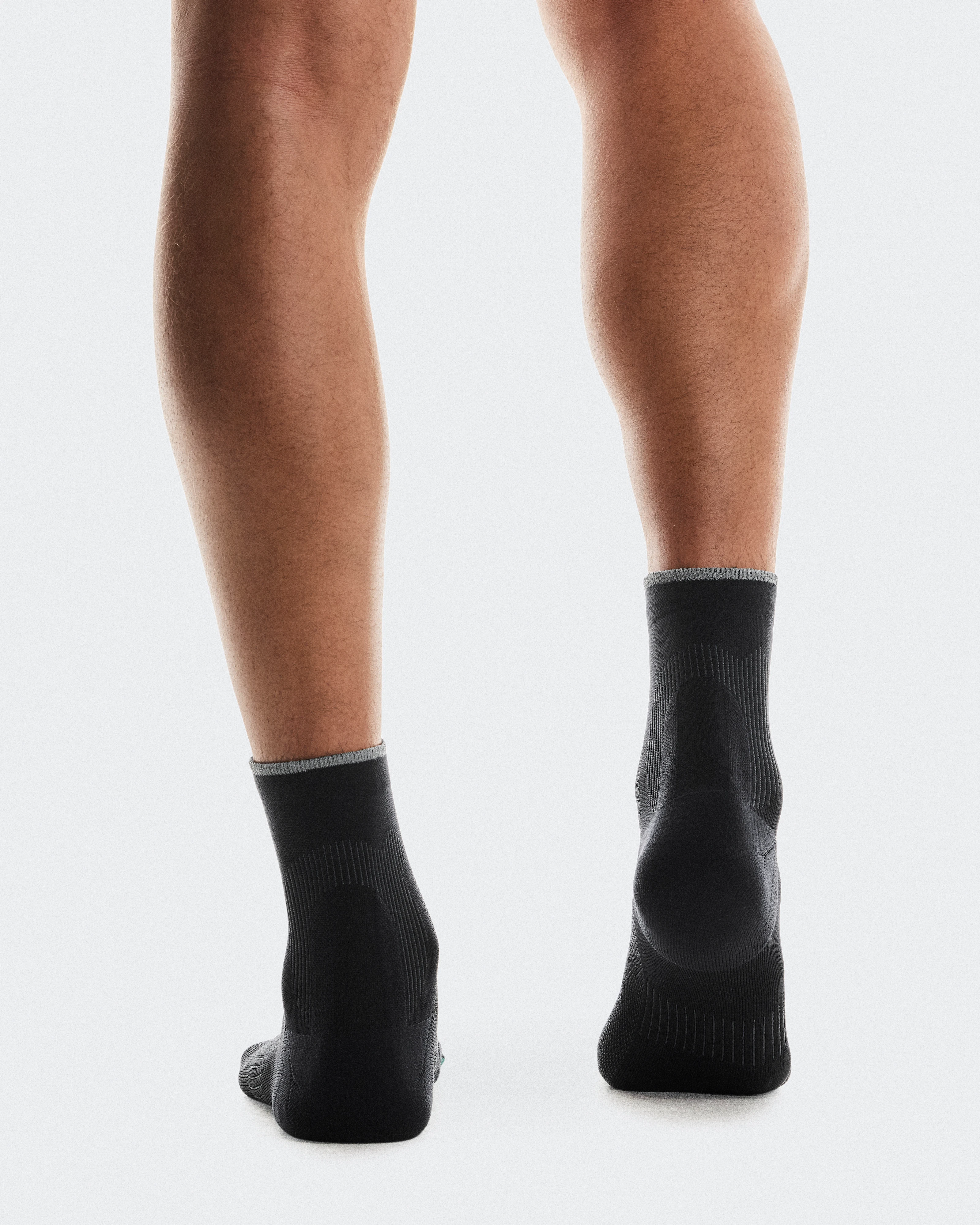 On Elite Run Sock Mid Black Unisexe Chaussettes