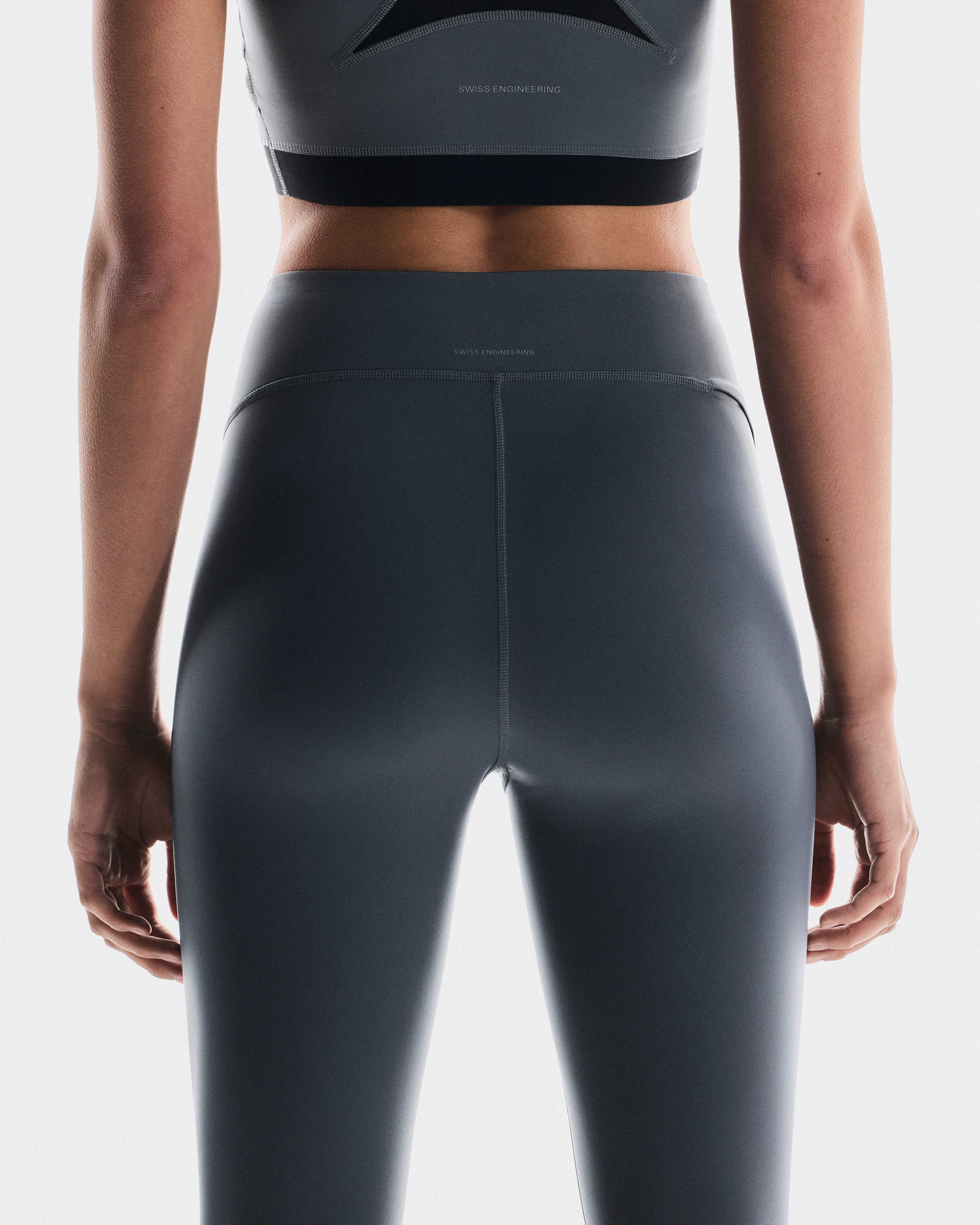 On Train Tights Rock Femme Leggings