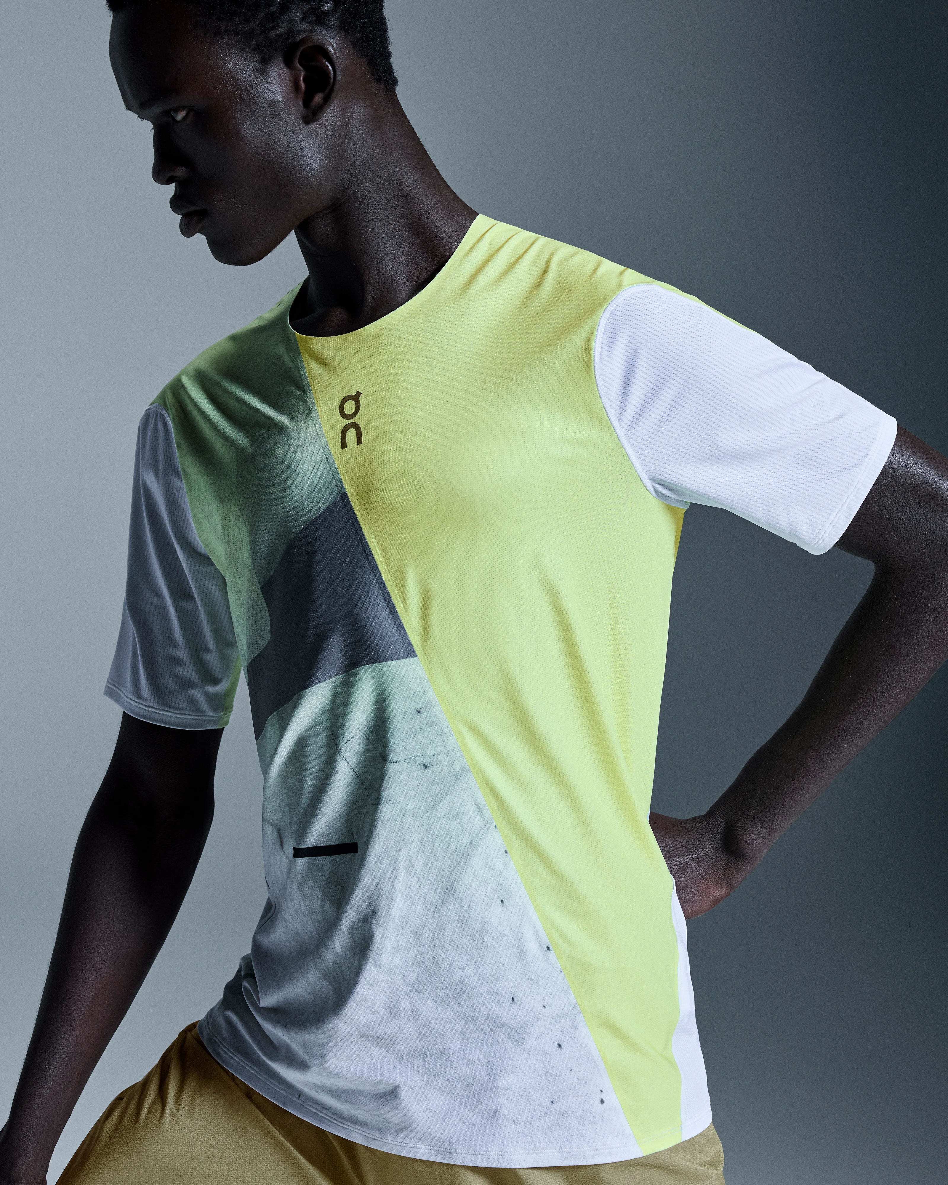 On Ultra-T Caper & Limelight Homme Hauts et t-shirts