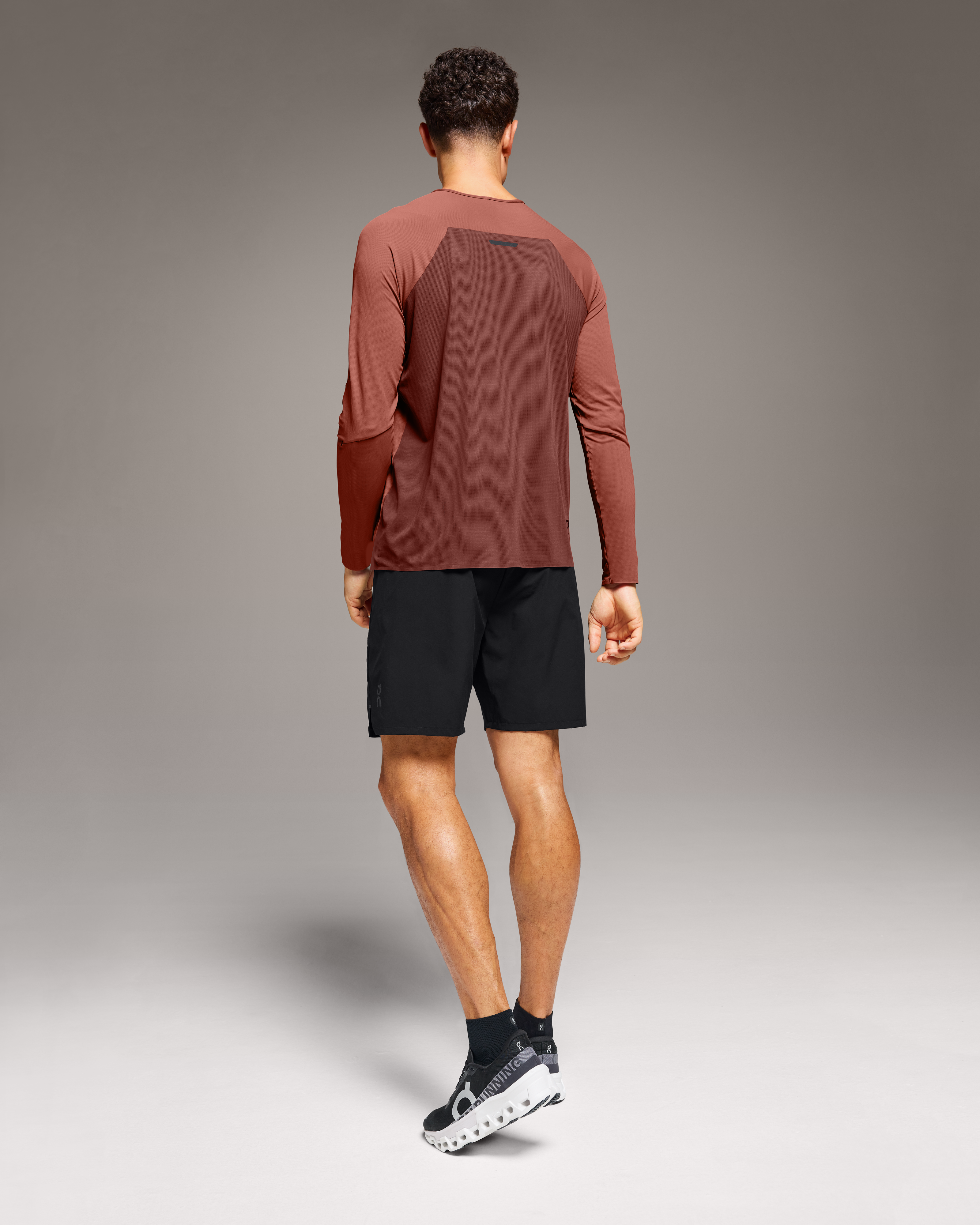 On Performance Hybrid Short Black Homme Shorts