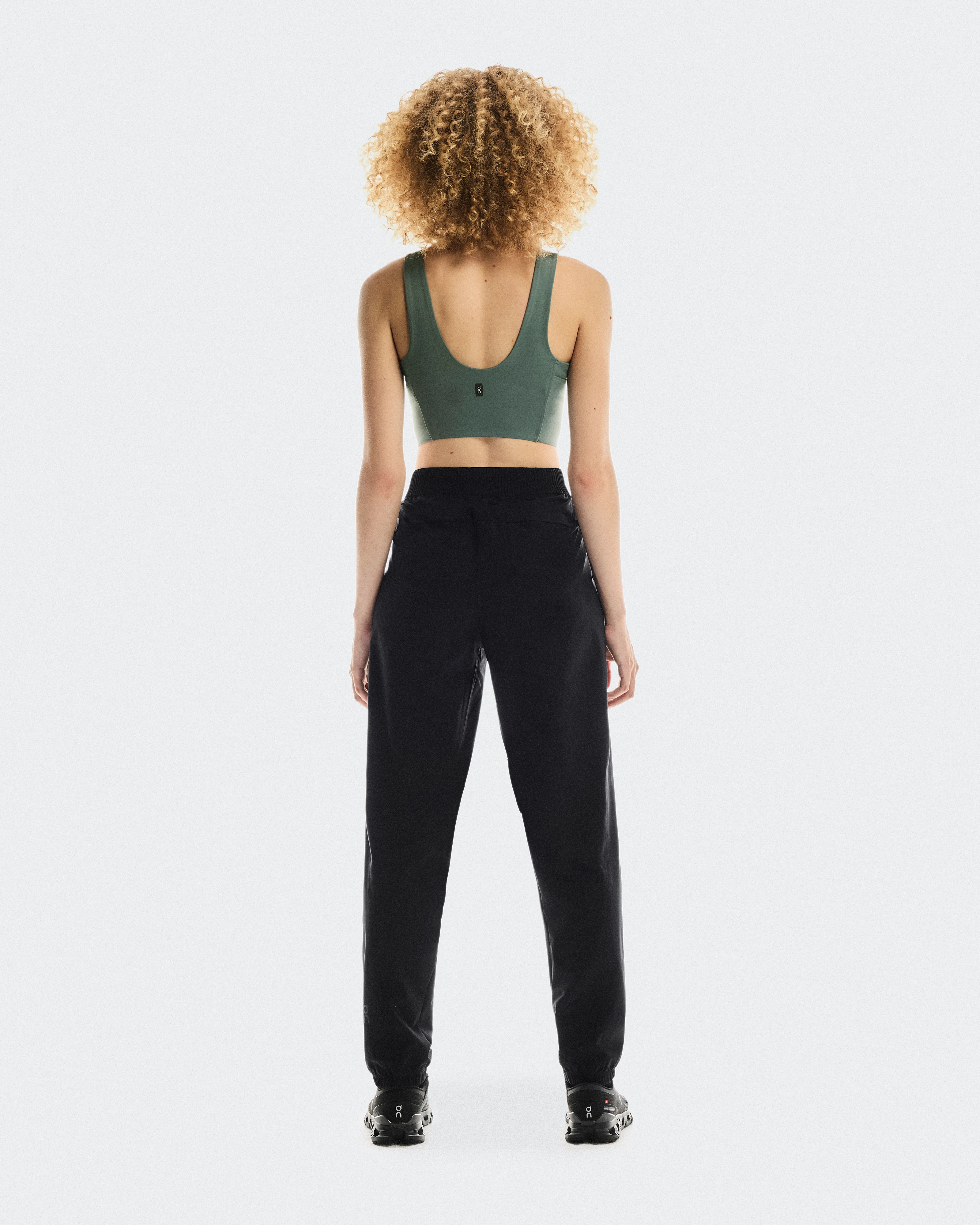 On Core 2-in-1 Crop Olive Femme Hauts et t-shirts
