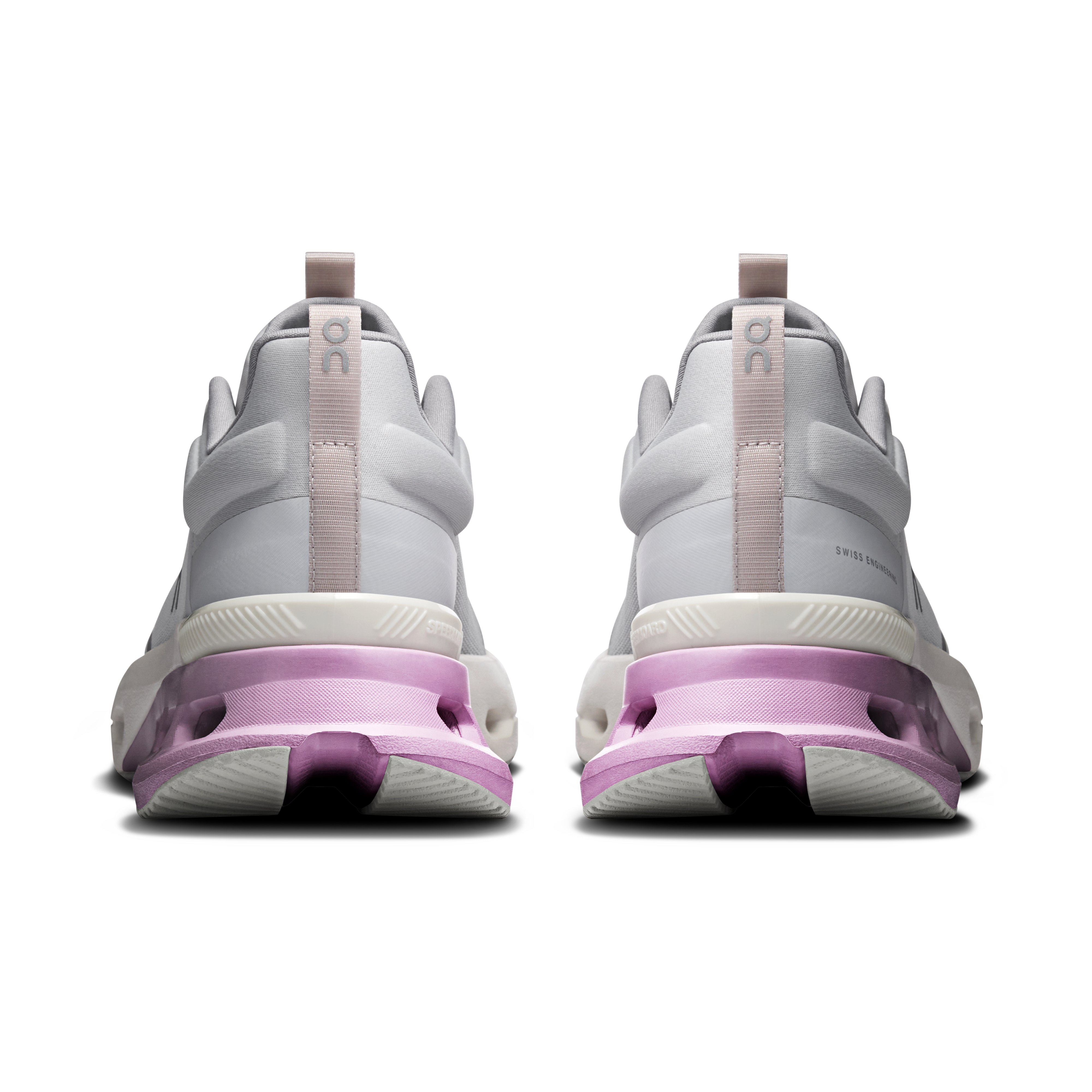 On Cloudnova X Glacier & Sakura Femme training_shoes Chaussures