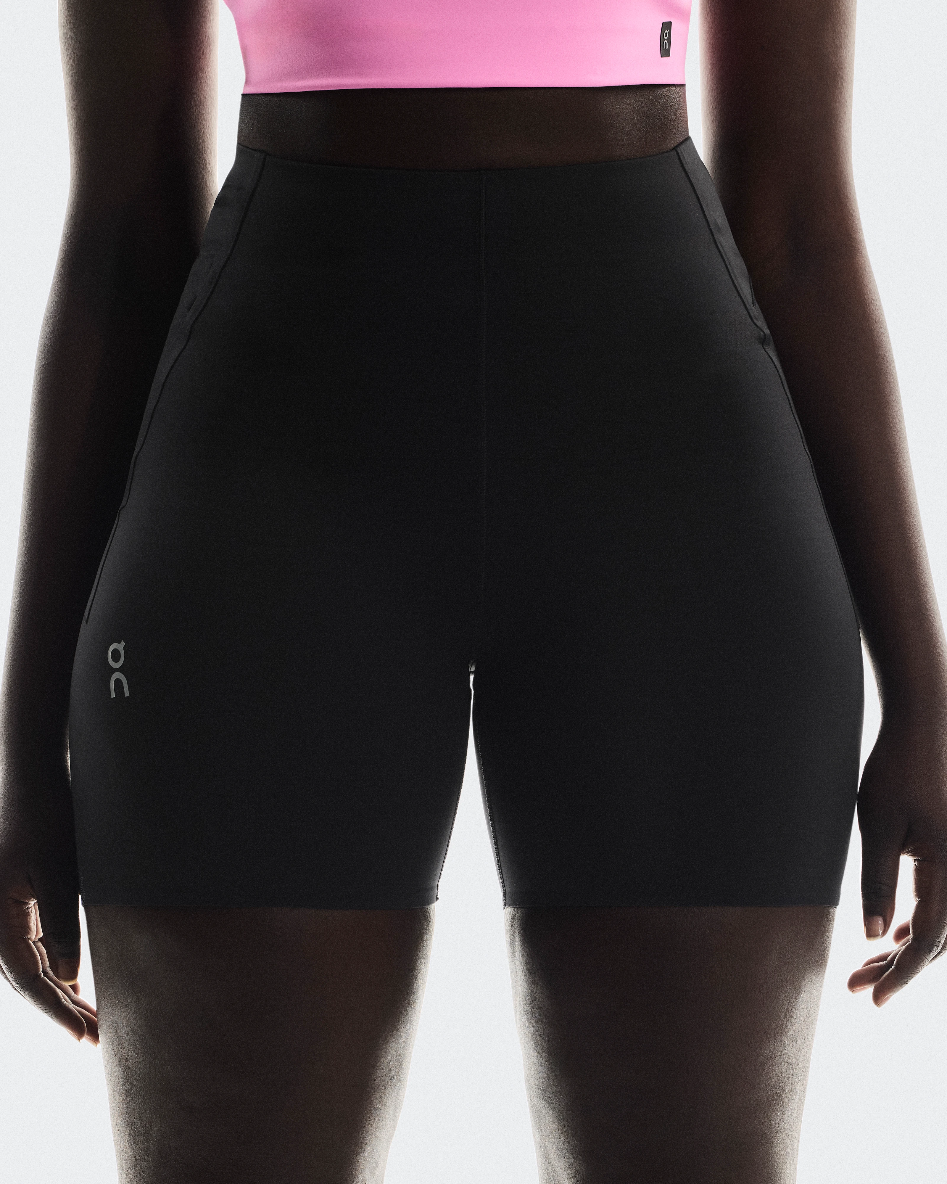 On Train Tights Short Black Femme Leggings