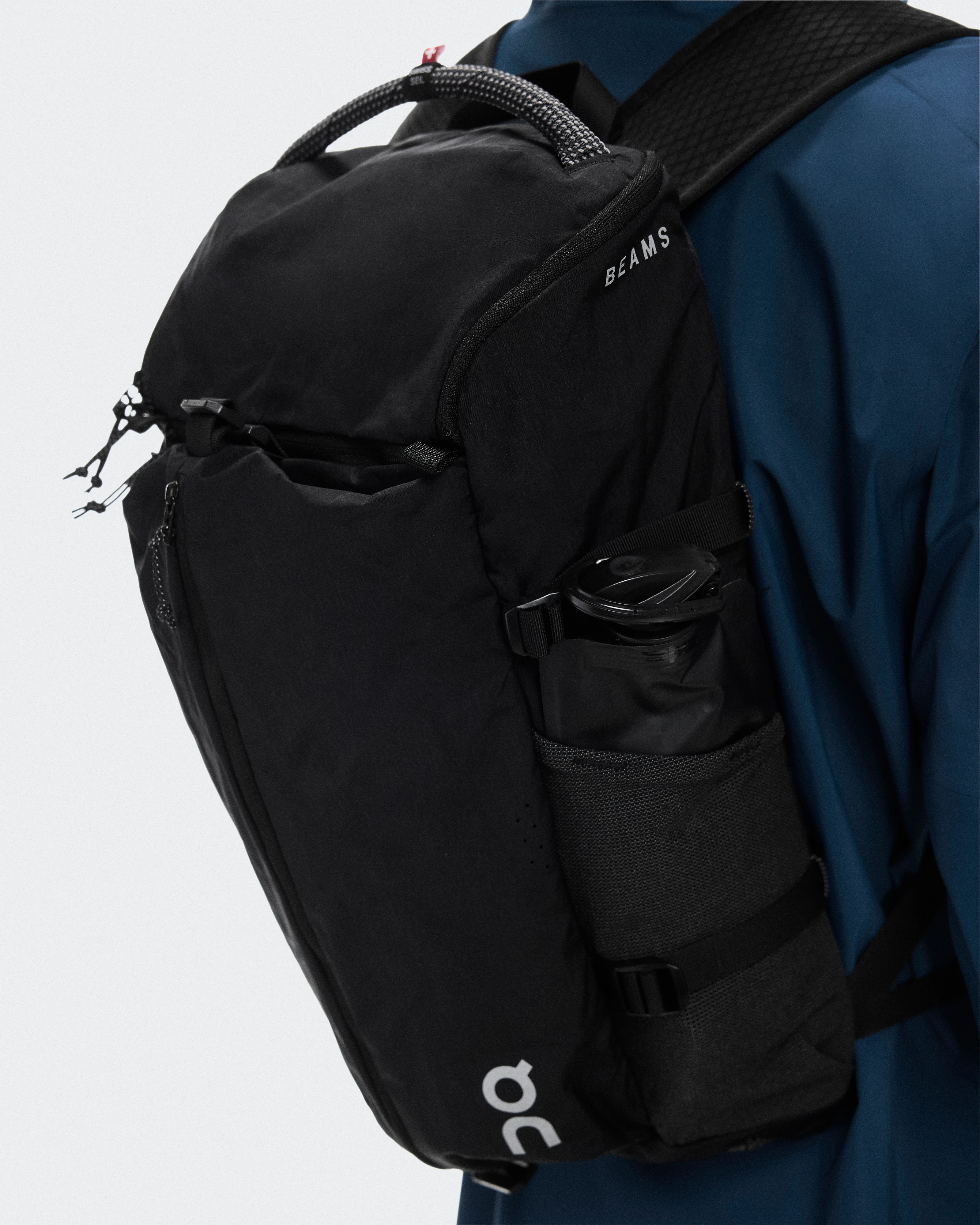 On Speed Pack 18L BEAMS REI Black Unisexe Sacs