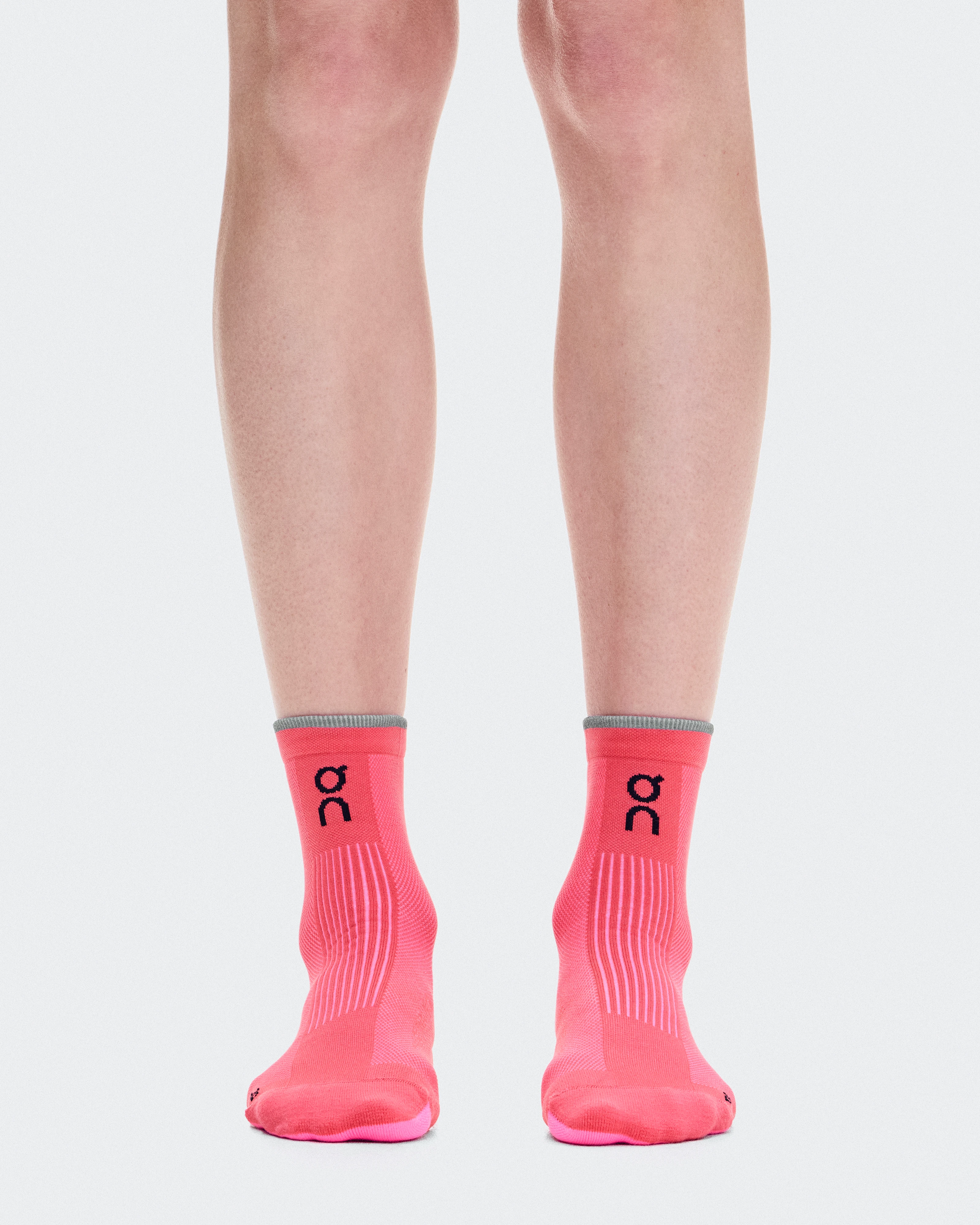On Elite Run Sock Mid Camellia & Azalea Unisexe Chaussettes