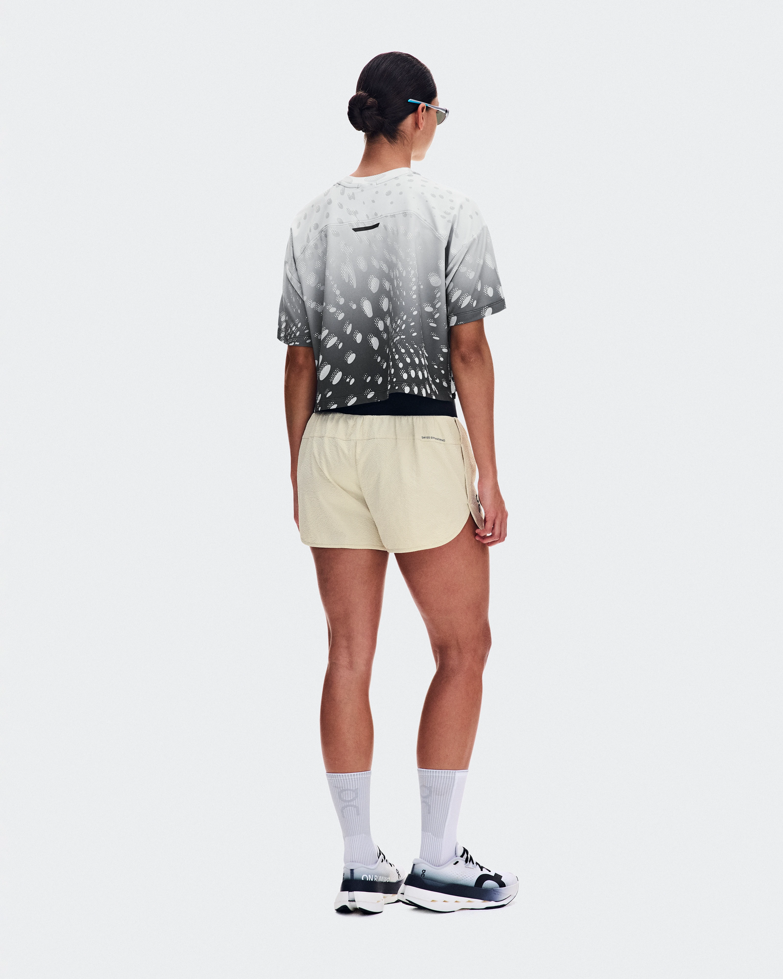 On Performance Volt-T Espresso Femme Hauts et t-shirts