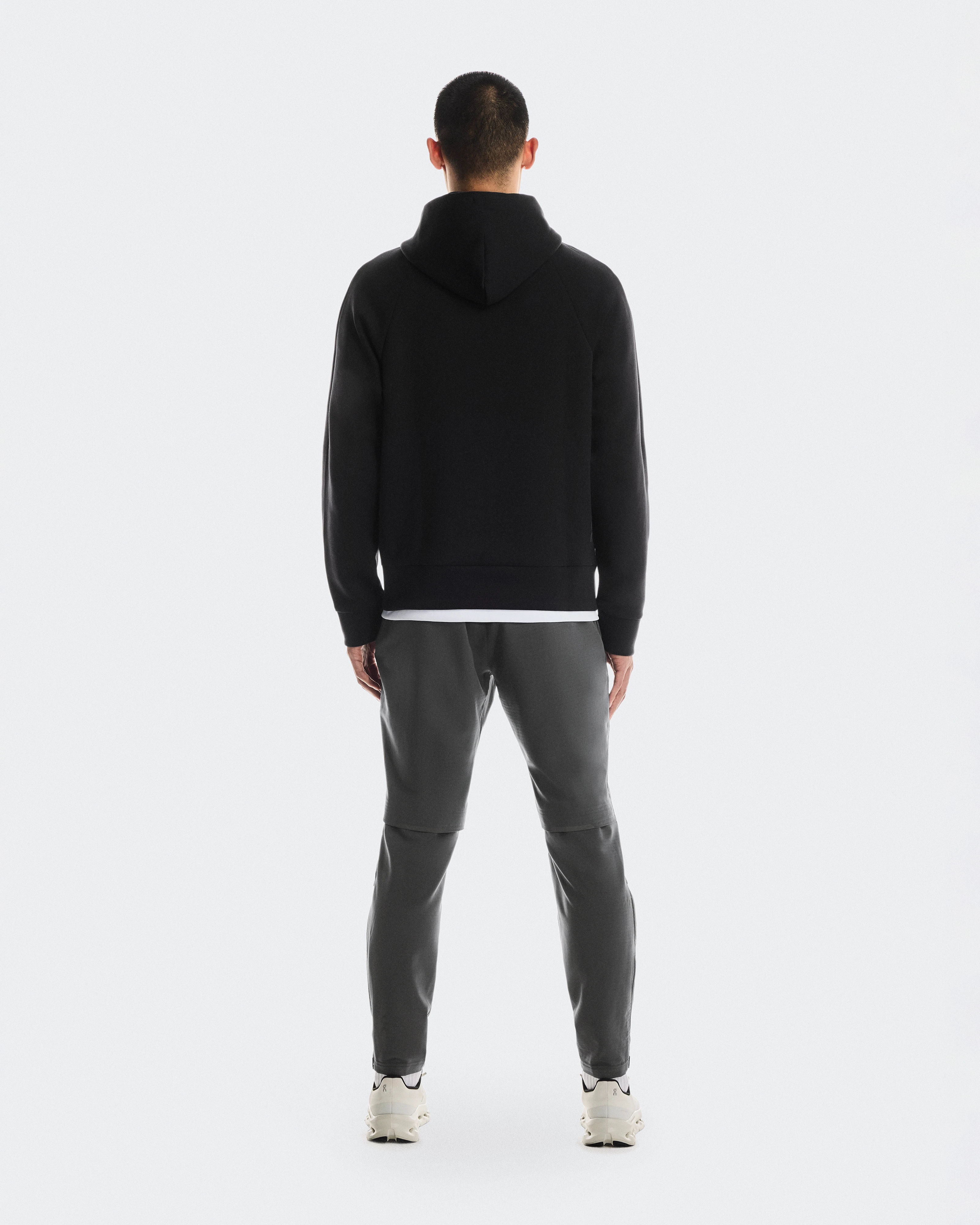 On Focus Tech Zip Hoodie Black Homme Sweats à capuche et sweats