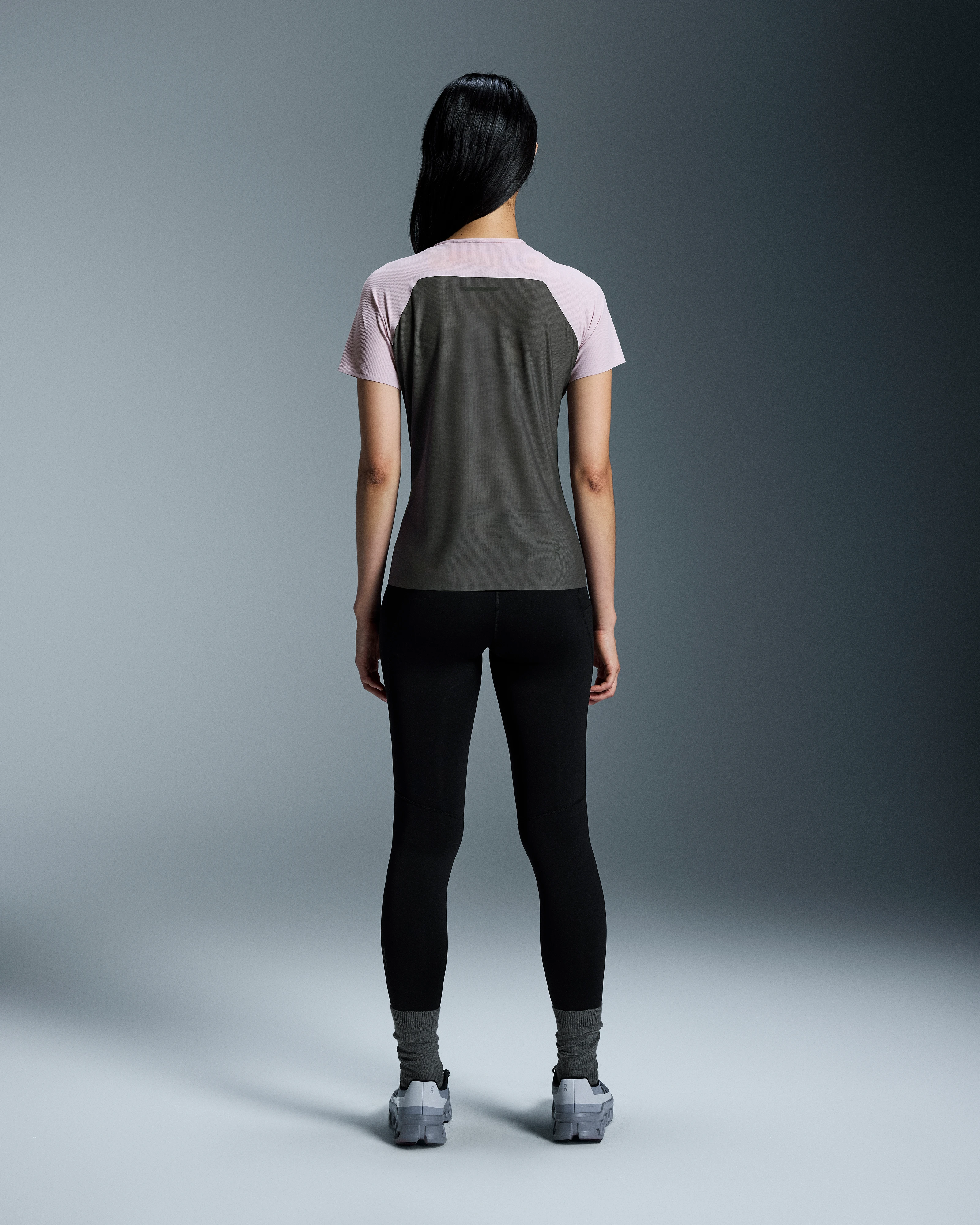 On Performance-T Mauve & Eclipse Femme Hauts et t-shirts
