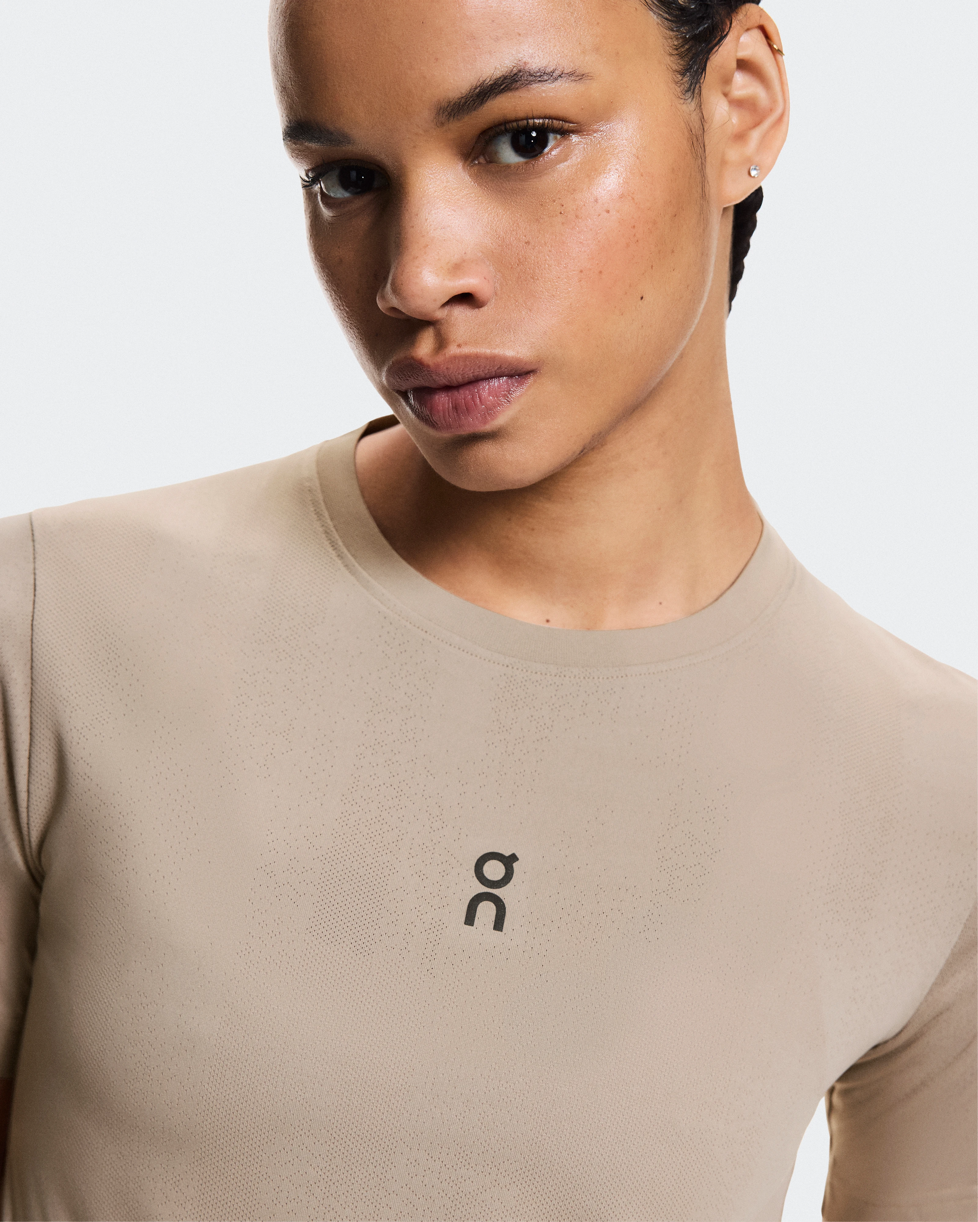 On Trail-T Desert Femme Hauts et t-shirts