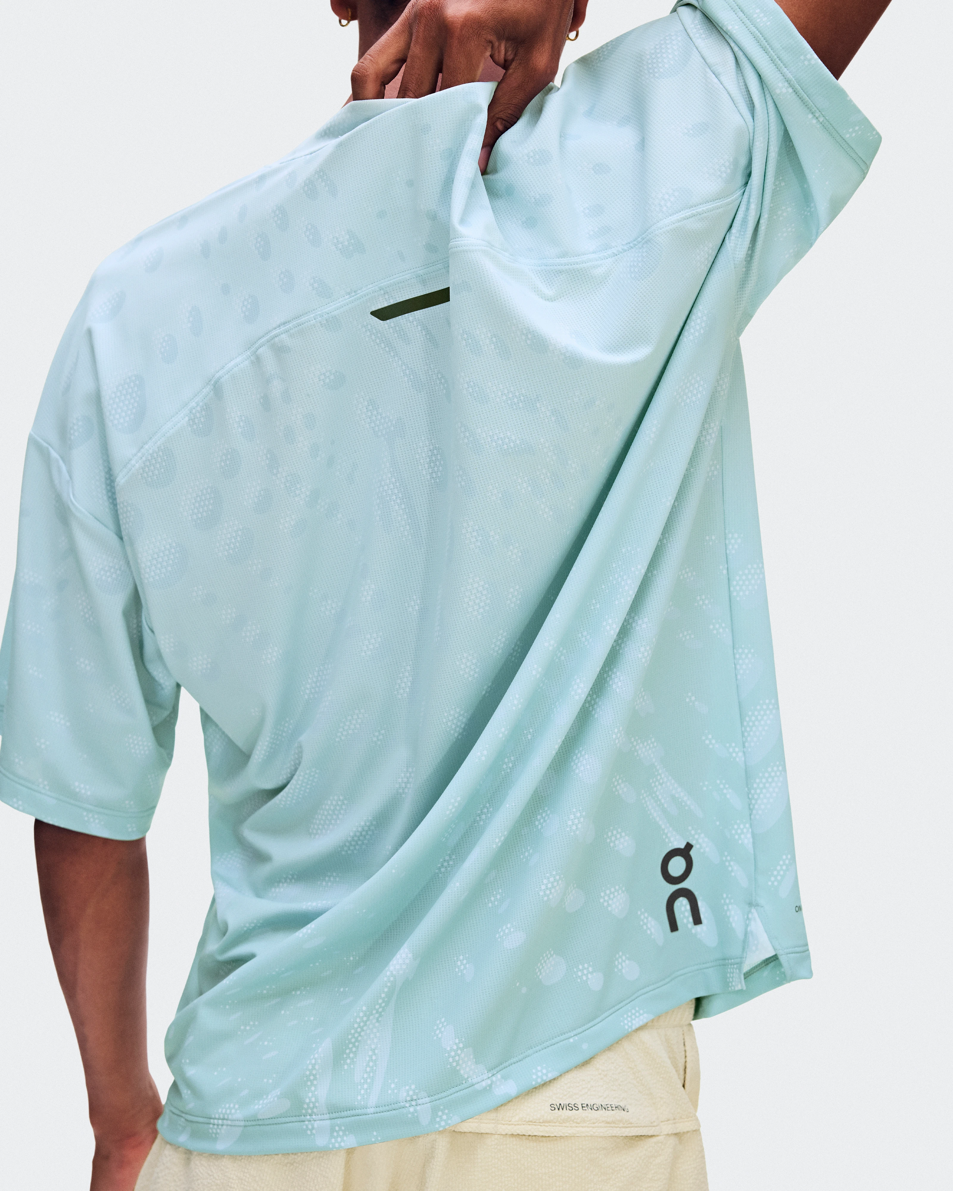 On Performance Volt-T Brook Homme Hauts et t-shirts
