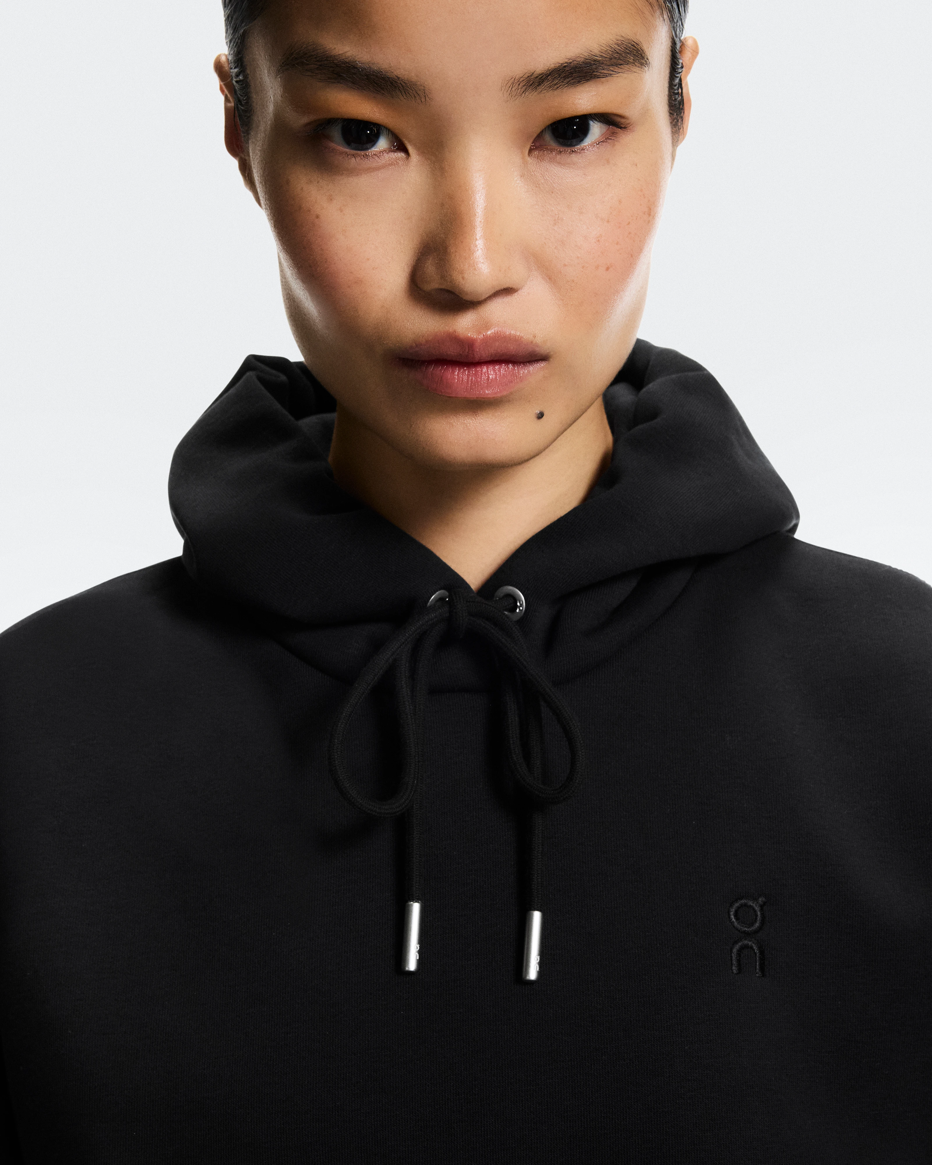 On Club Collective Hoodie Black Femme Sweats à capuche et sweats