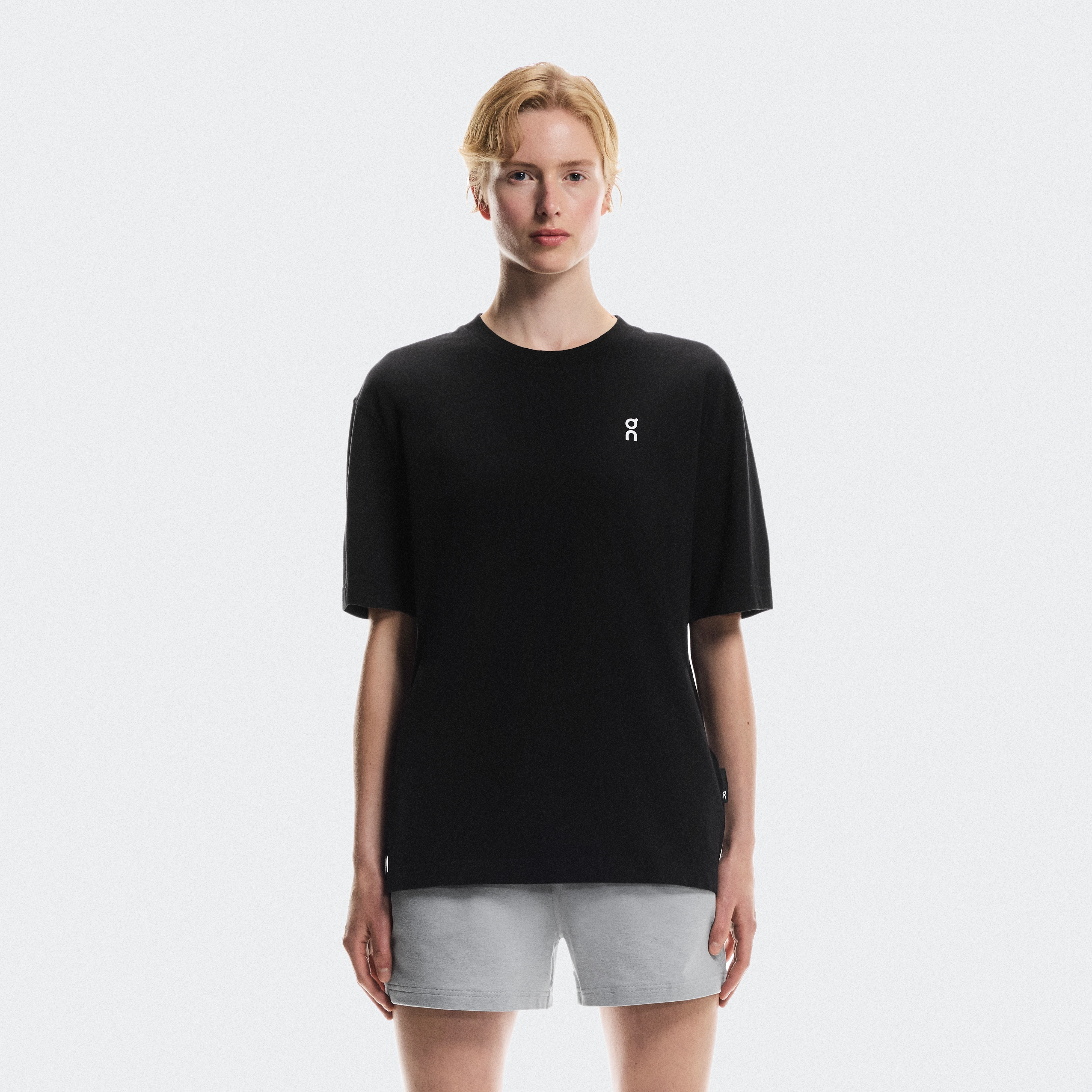 On Club-T Smash Black & Orchid Femme – Lifestyle, inspiré du tennis, quotidien Hauts et t-shirts