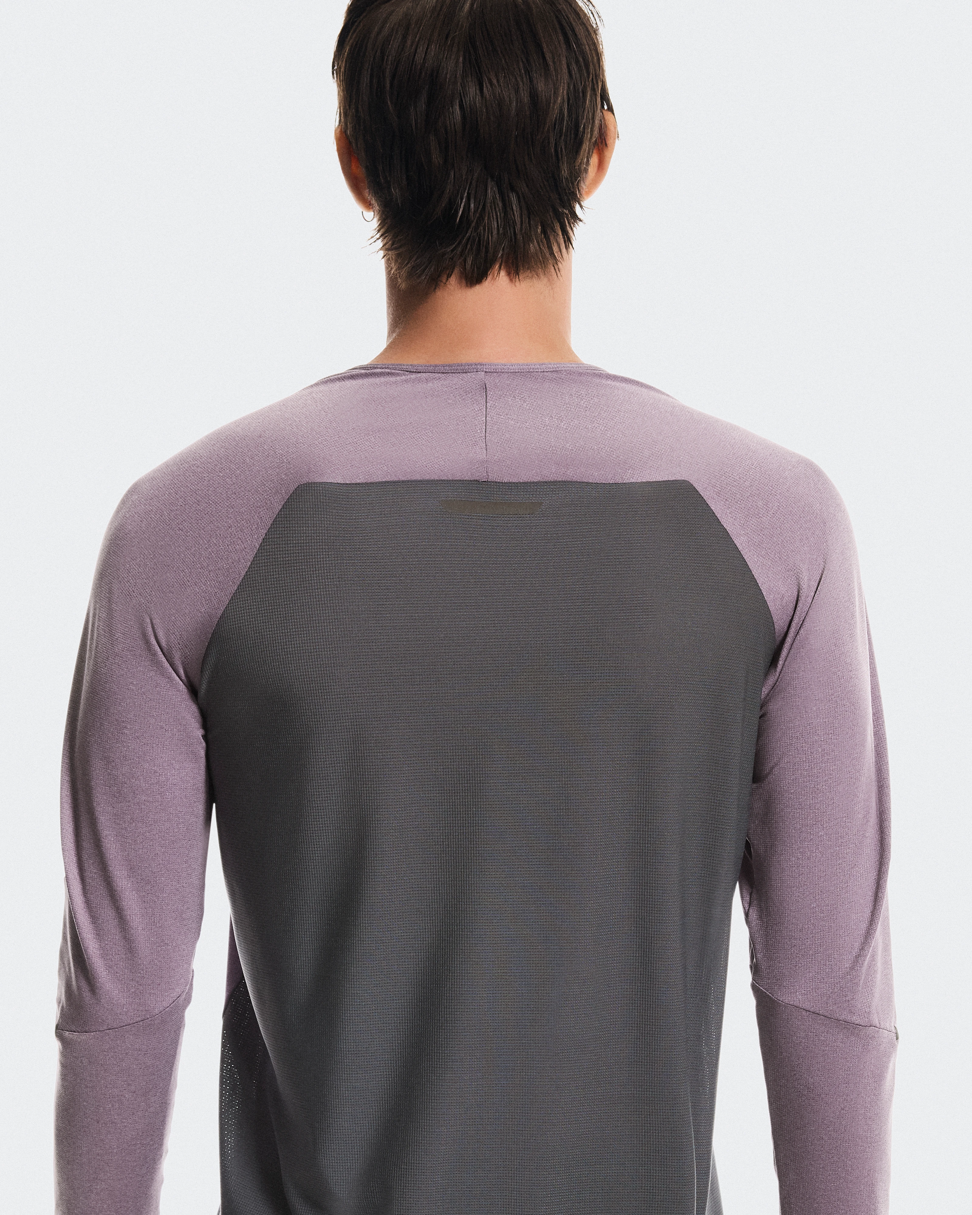 On Performance Long-T Dewberry & Eclipse Homme Hauts et t-shirts