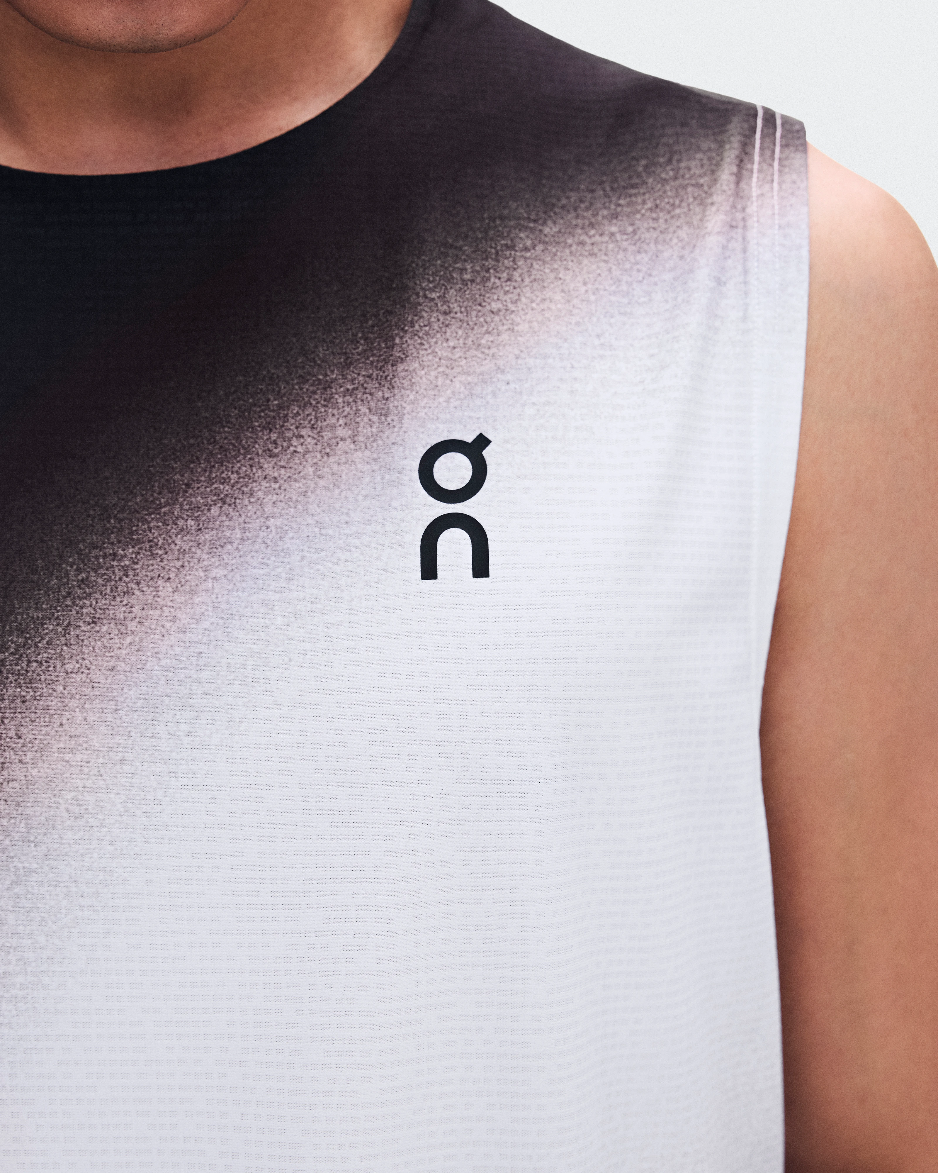 On Court Tank Swing Black & Mulberry Homme Hauts et t-shirts