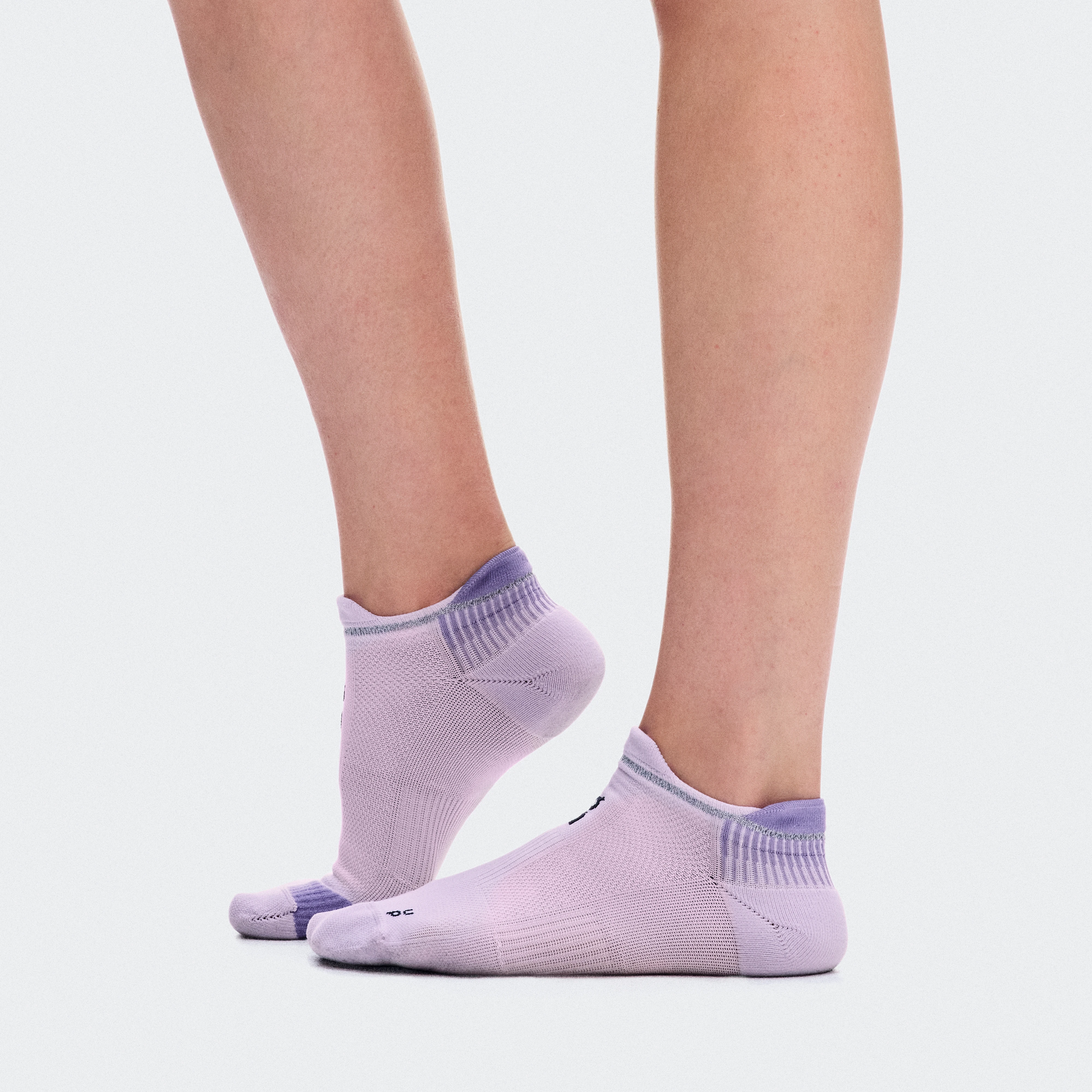 On Performance Run Sock Low Foxglove & Mallow Unisexe – Running haute performance, respirabilité, amorti Chaussettes