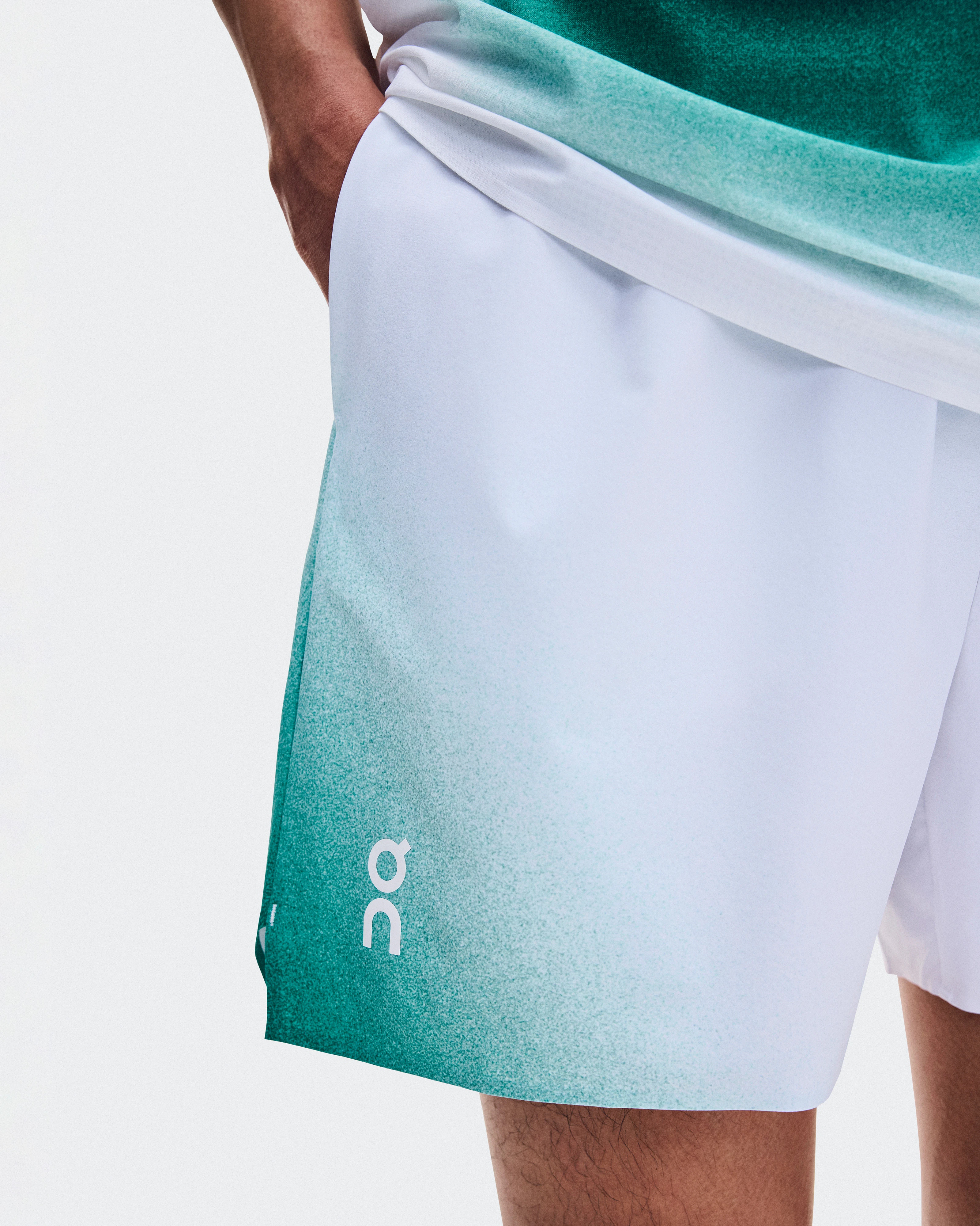 On 5" Court Shorts Swing White & Neem Homme Shorts