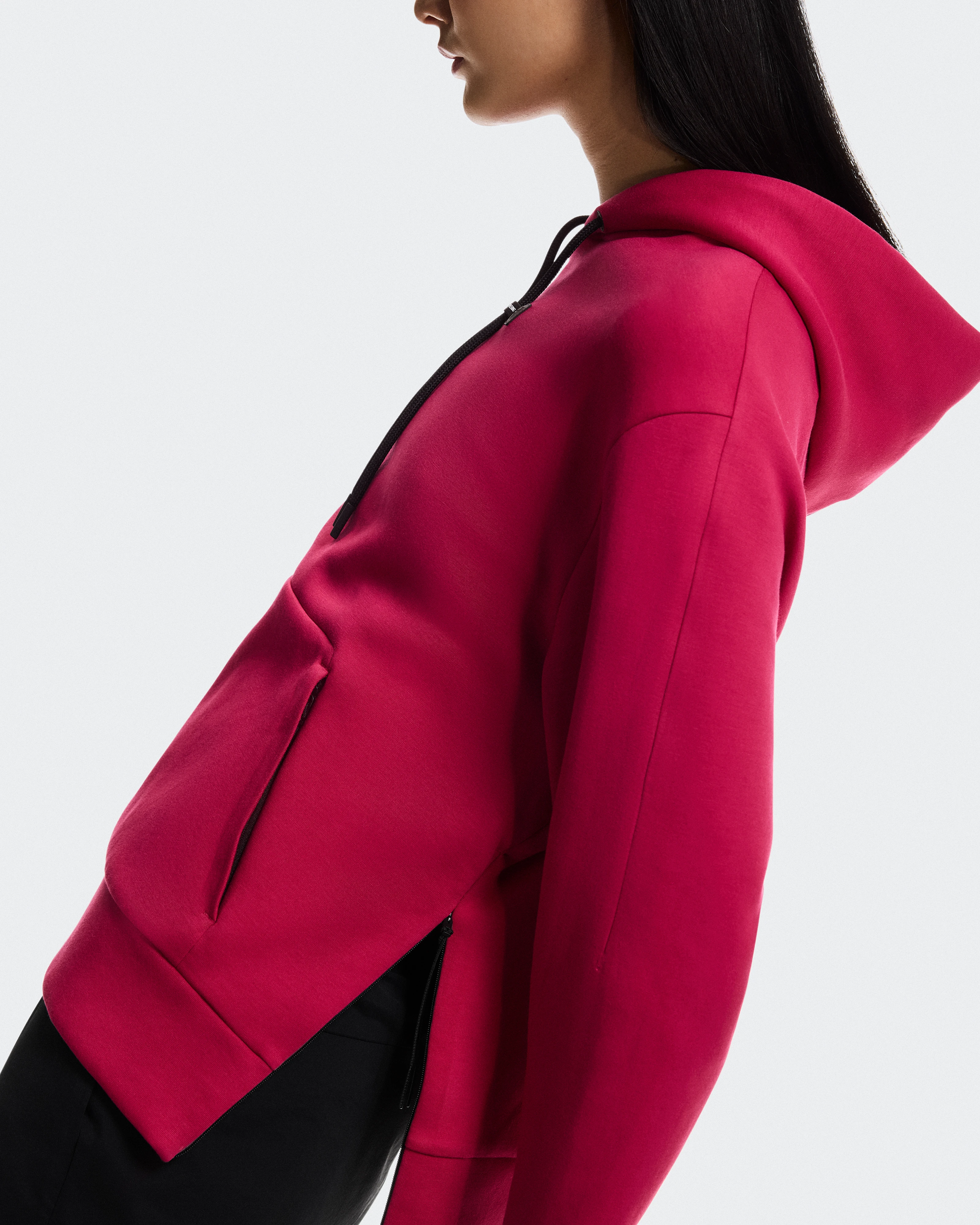 On Focus Tech Hoodie Grenadine Femme Sweats à capuche et sweats